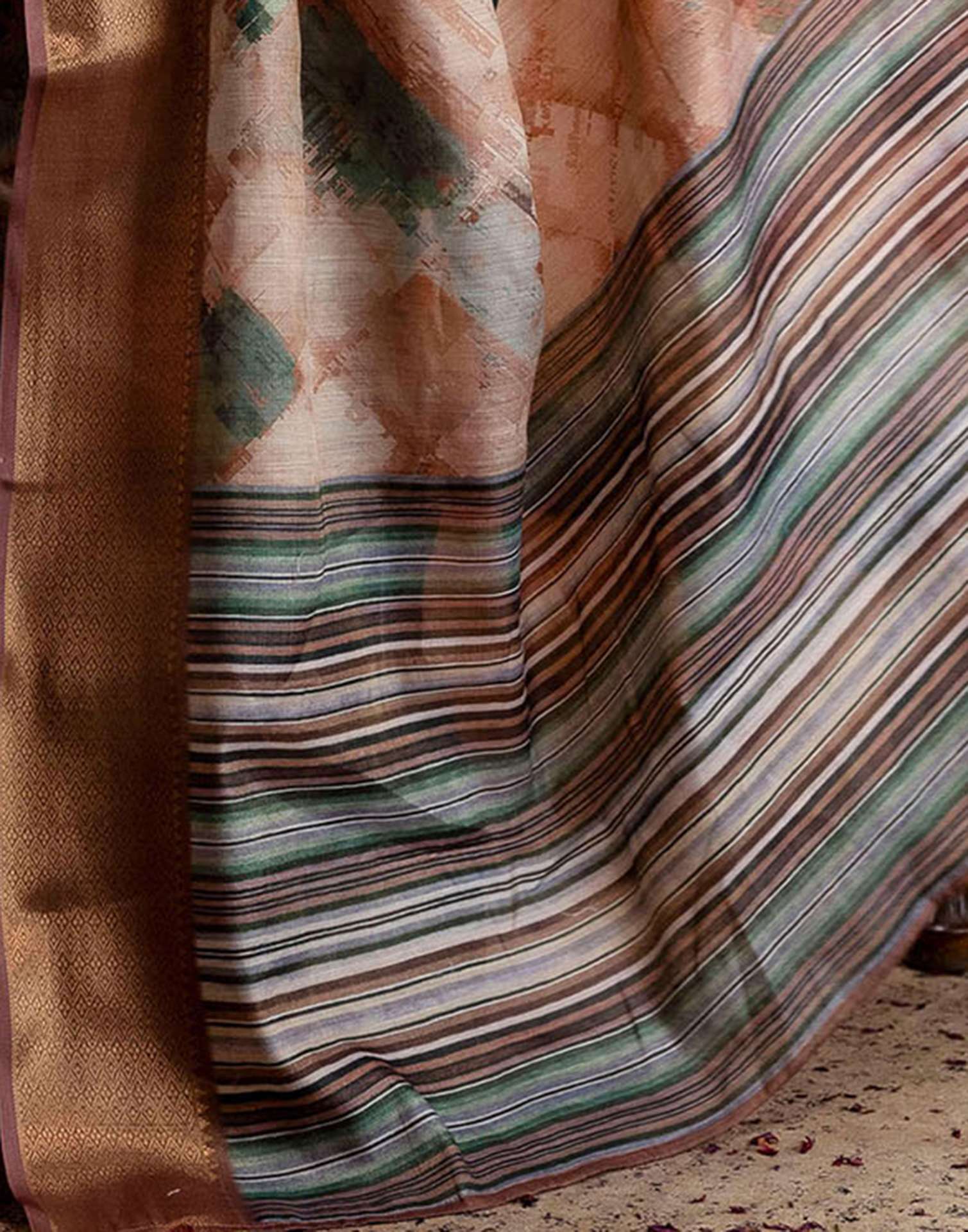Brown Cotton Printed Woven Saree