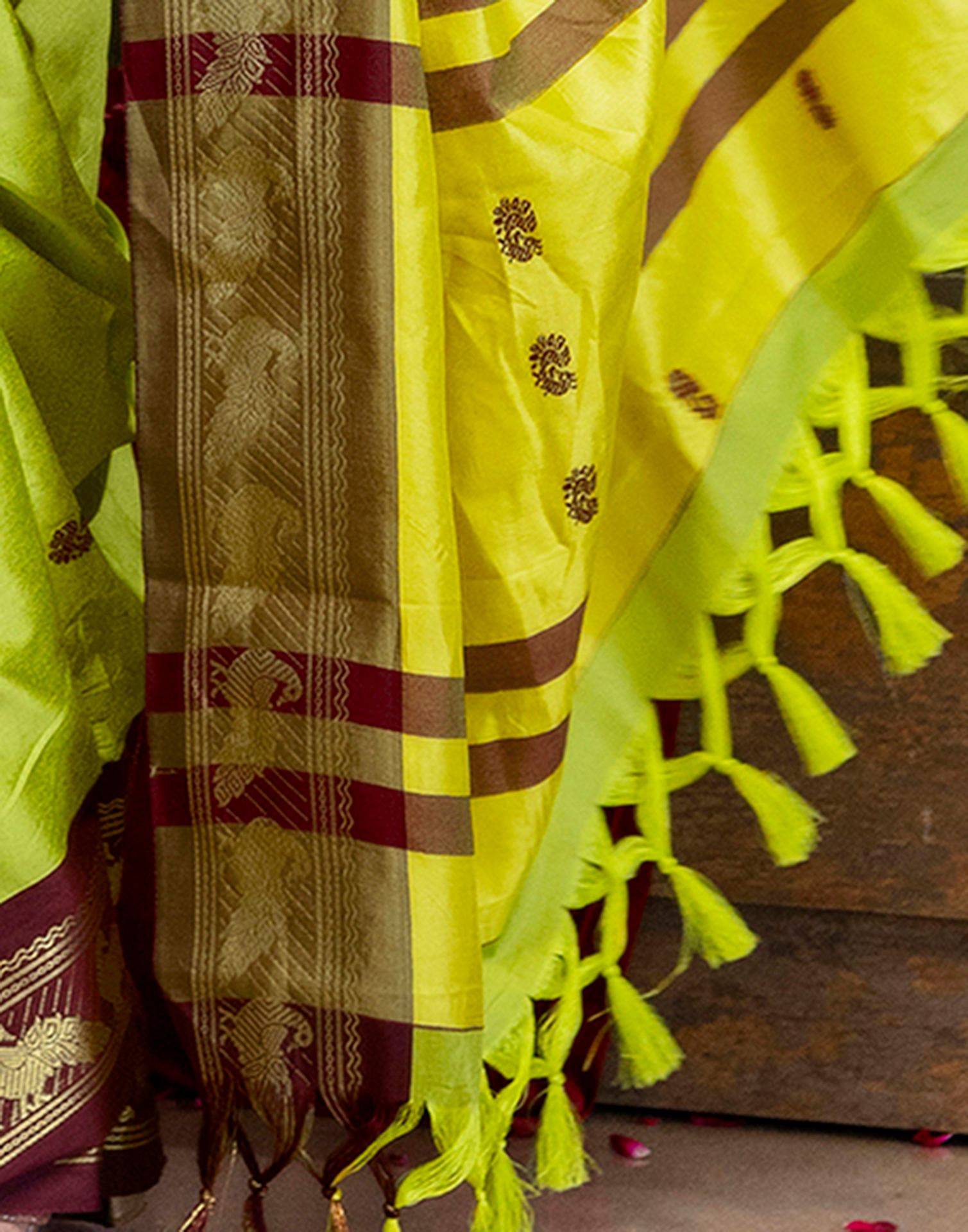 Parrot Green Silk Woven Kanjivaram Saree