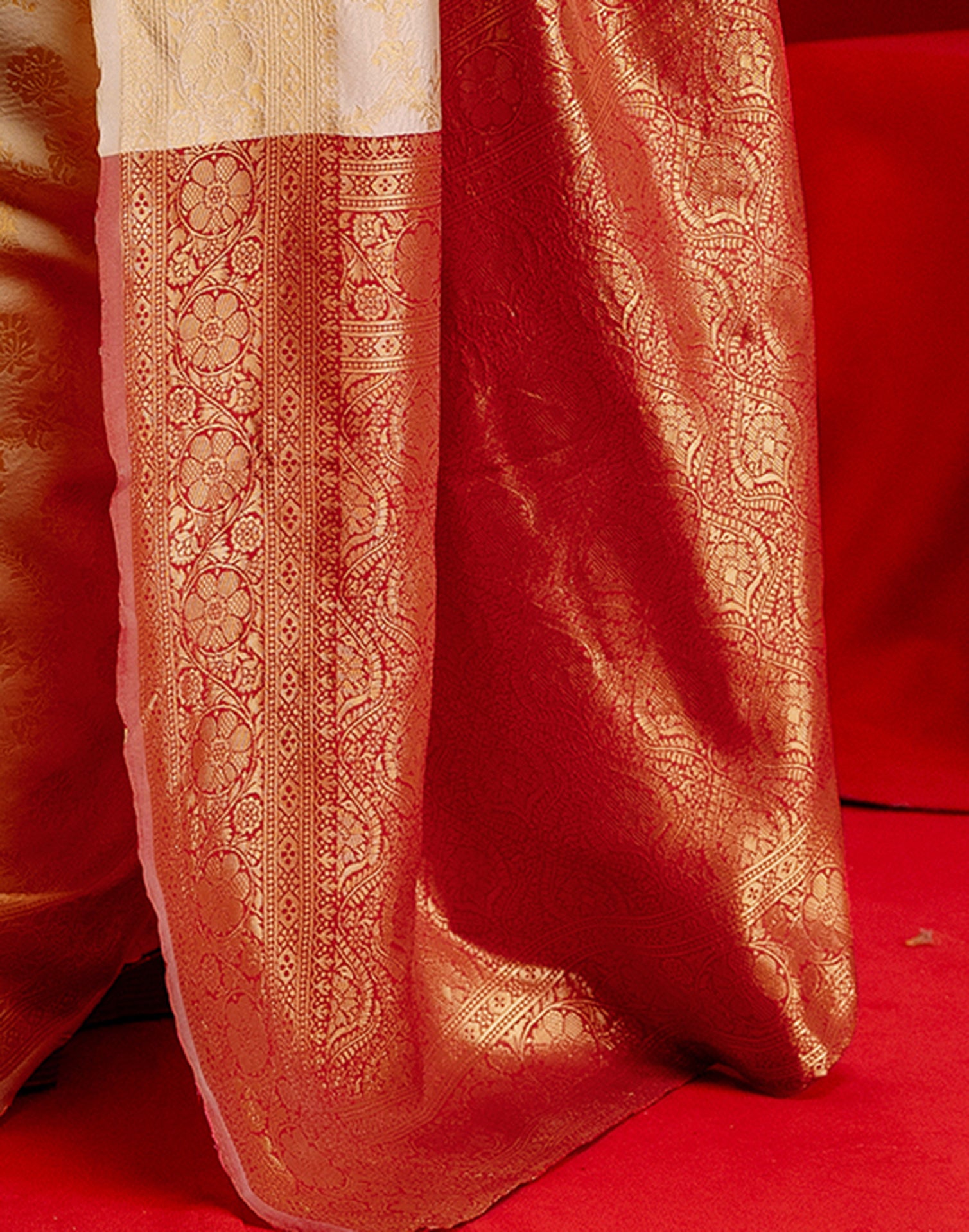 Cream Silk Woven Banarasi Saree