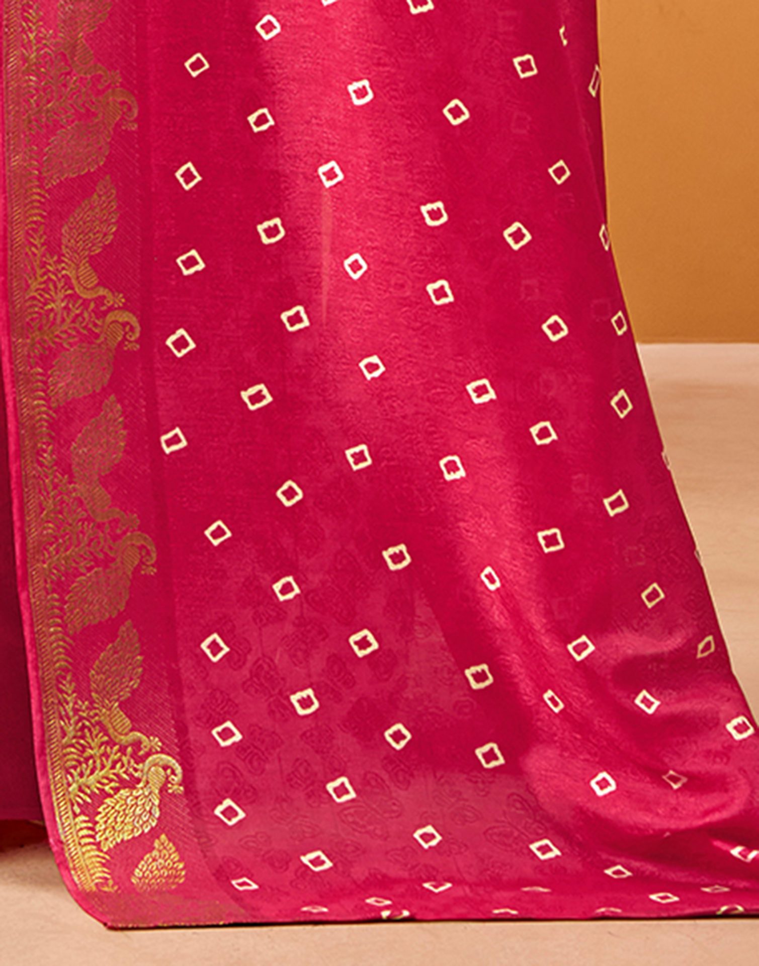 Pink Silk Woven Printed Saree