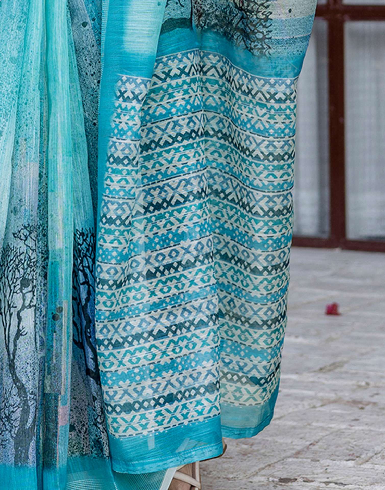 Turquoise Linen Printed Saree