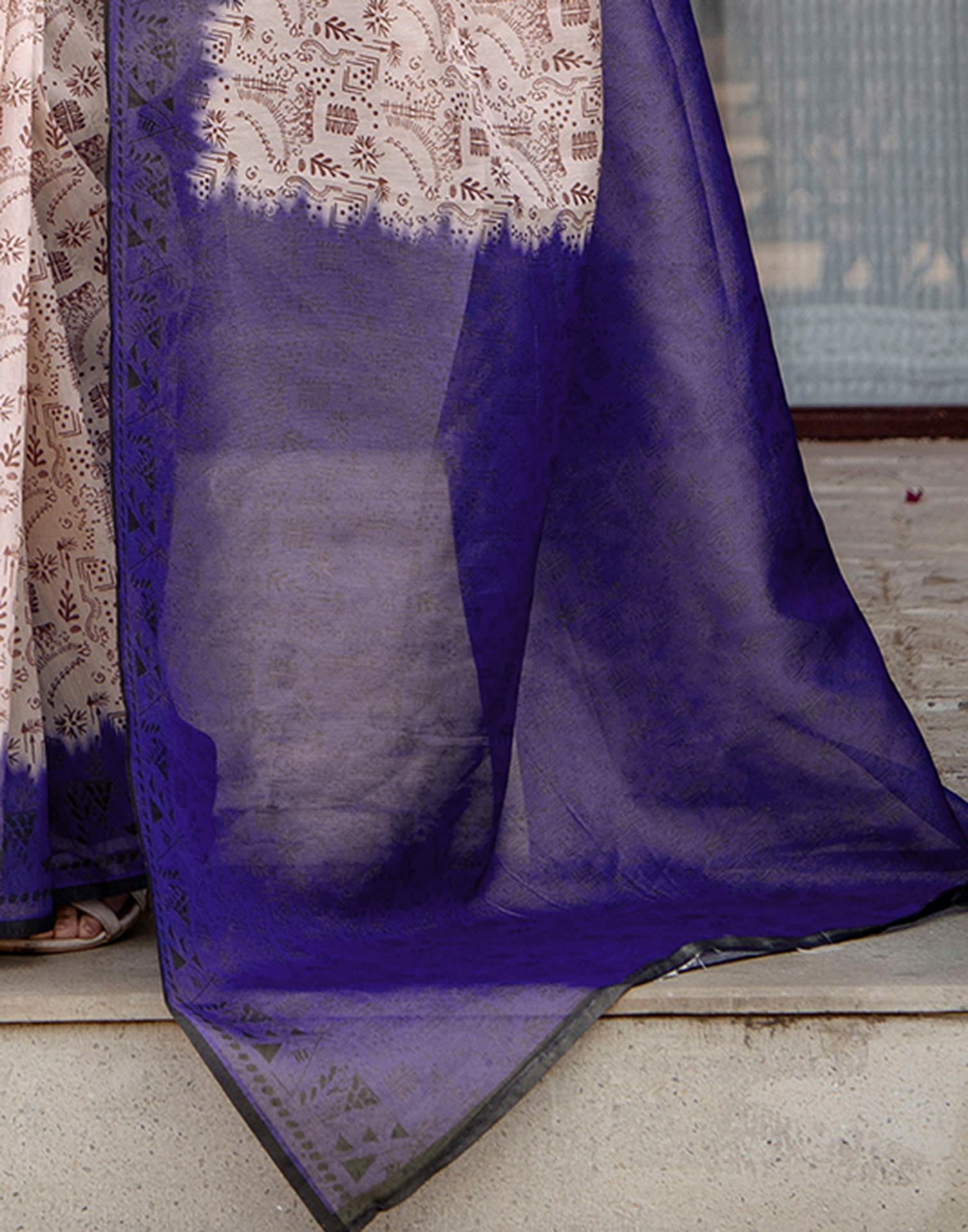 Cream Shimmer Silk Printed Saree