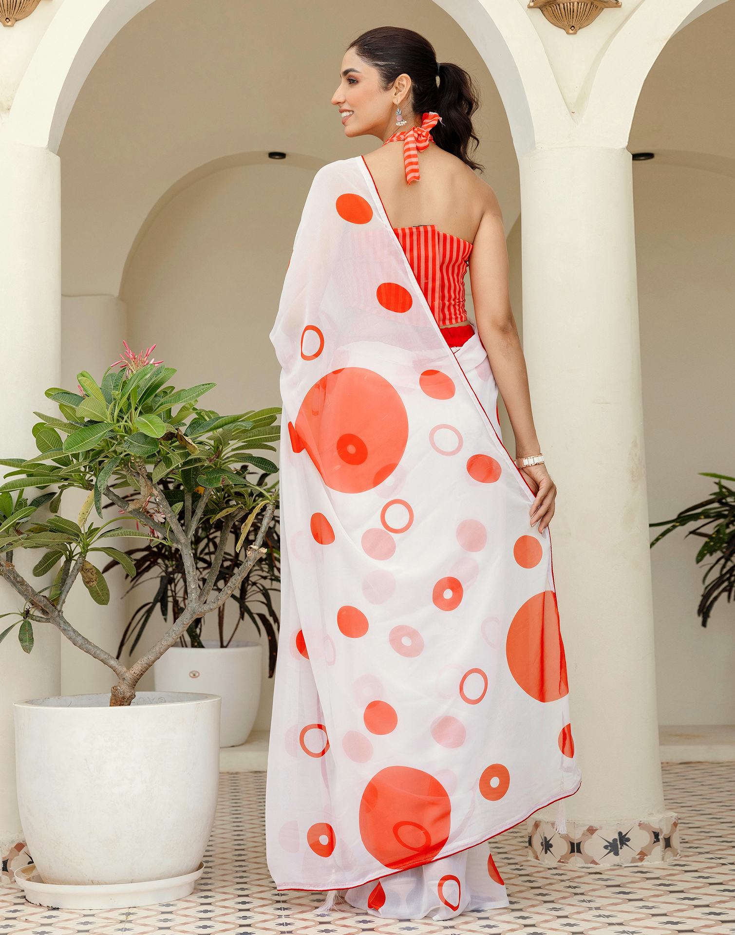Ready To Wear White Georgette Printed Saree