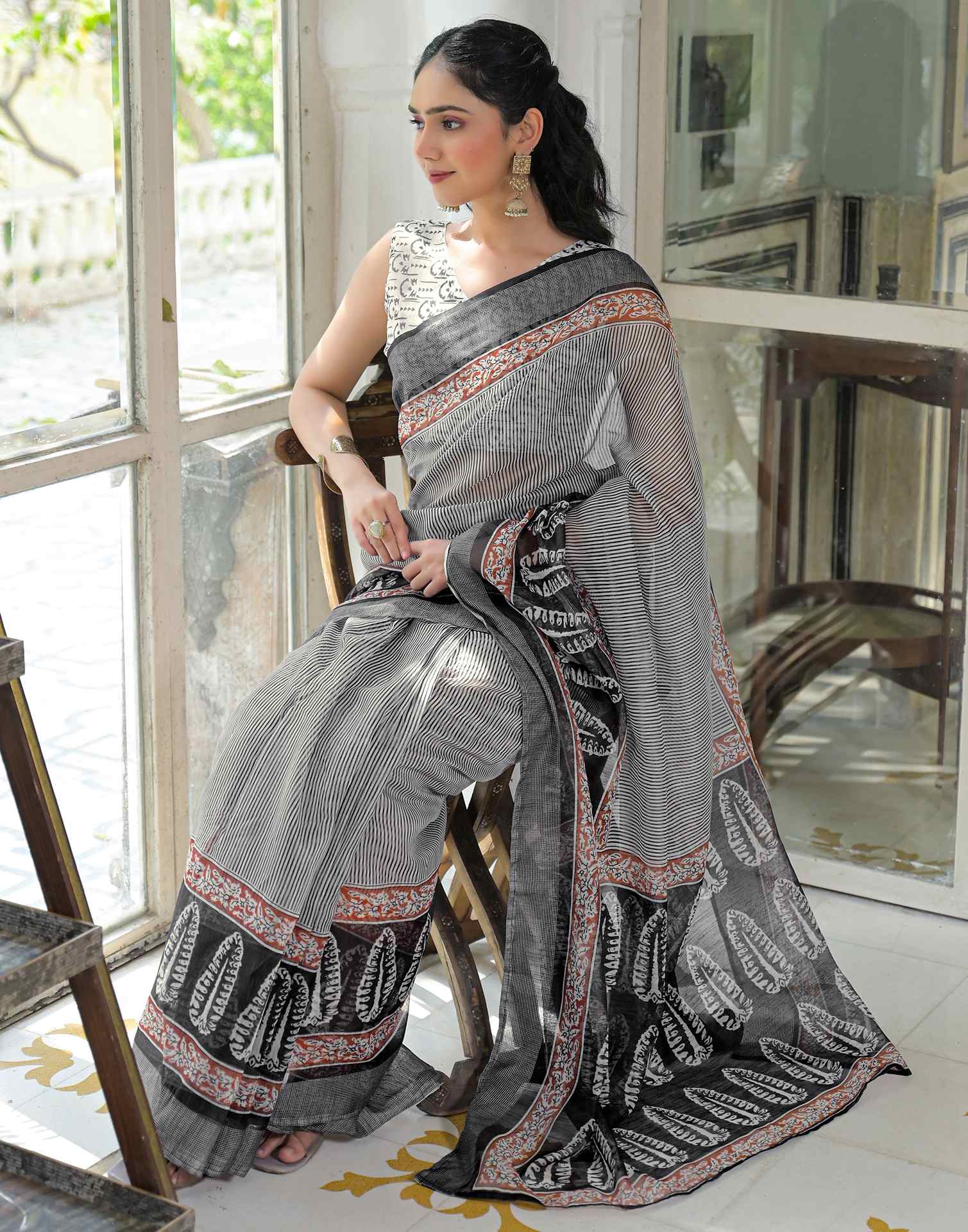 Ready To Wear Grey Linen Printed Saree