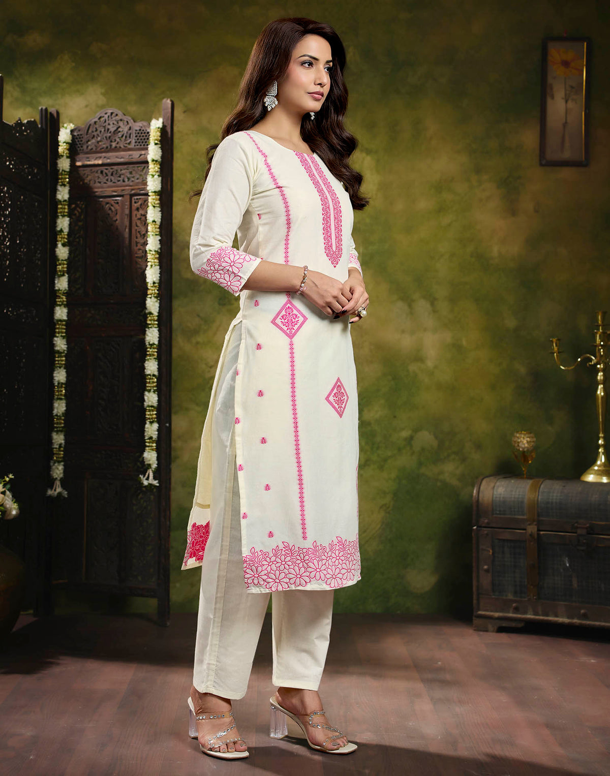 Off White Pure Cotton Woven Straight Kurta Set With Dupatta