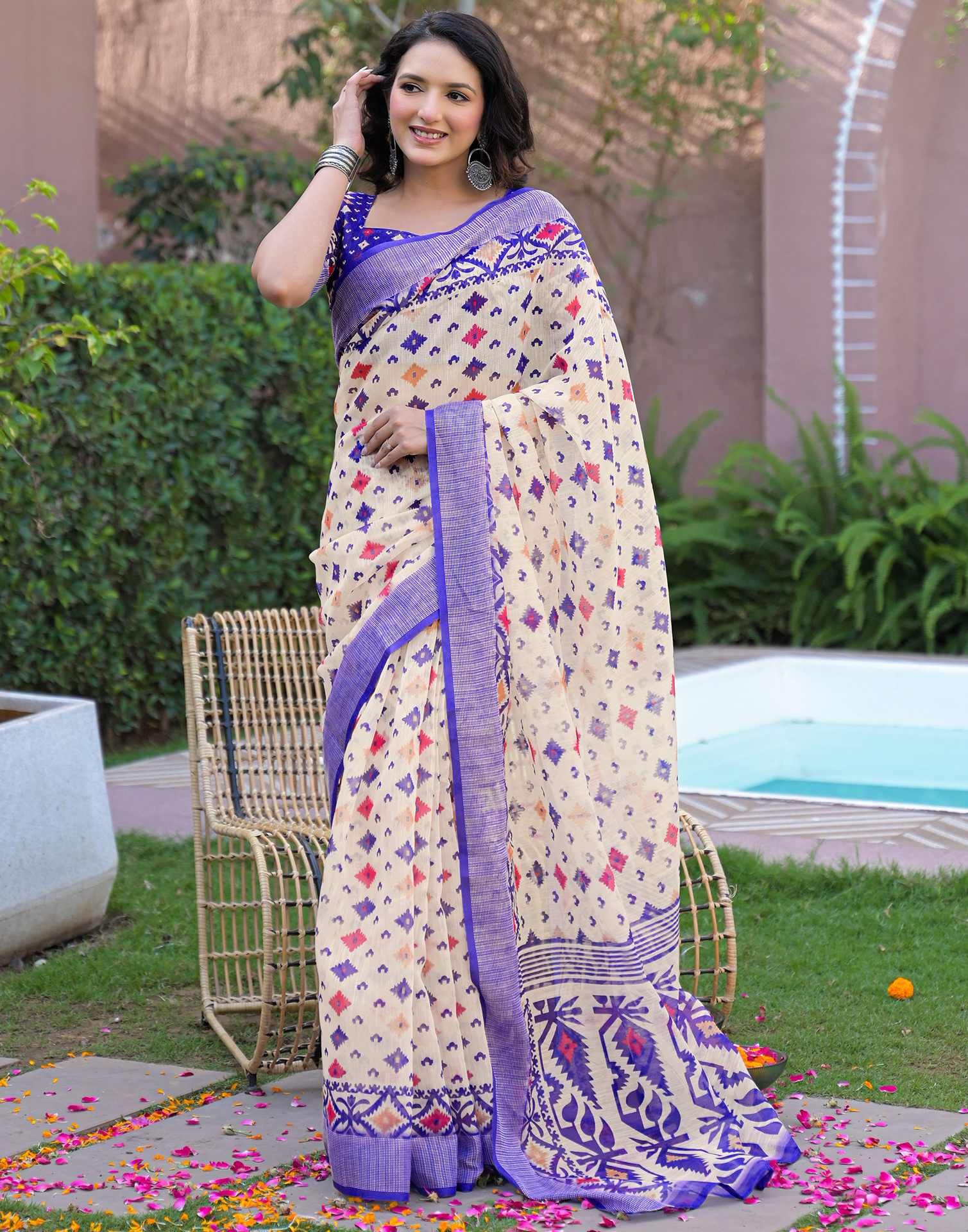 Ready To Wear Off White Linen Printed Embroidery Border Saree