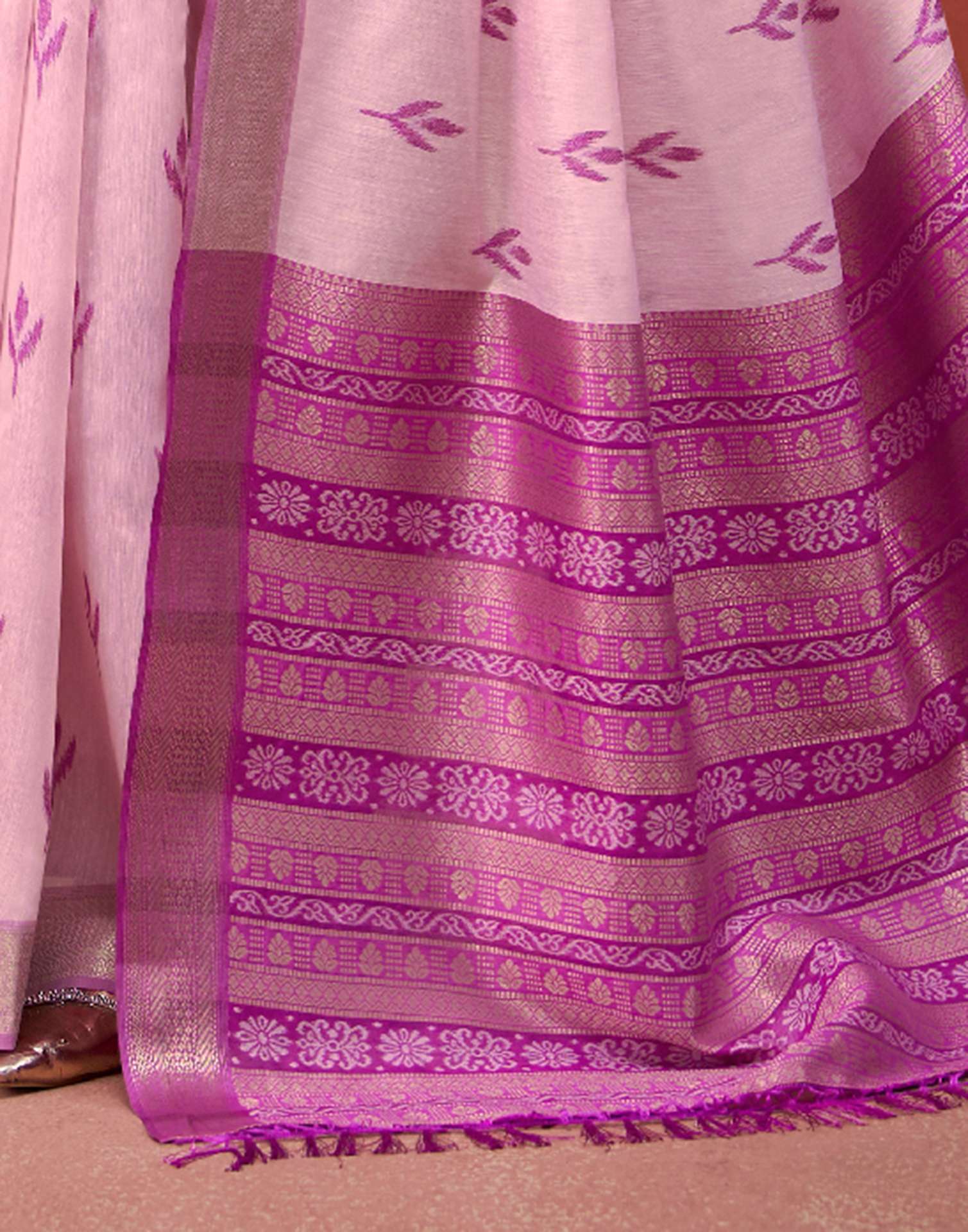Baby Pink Cotton Woven Printed Saree