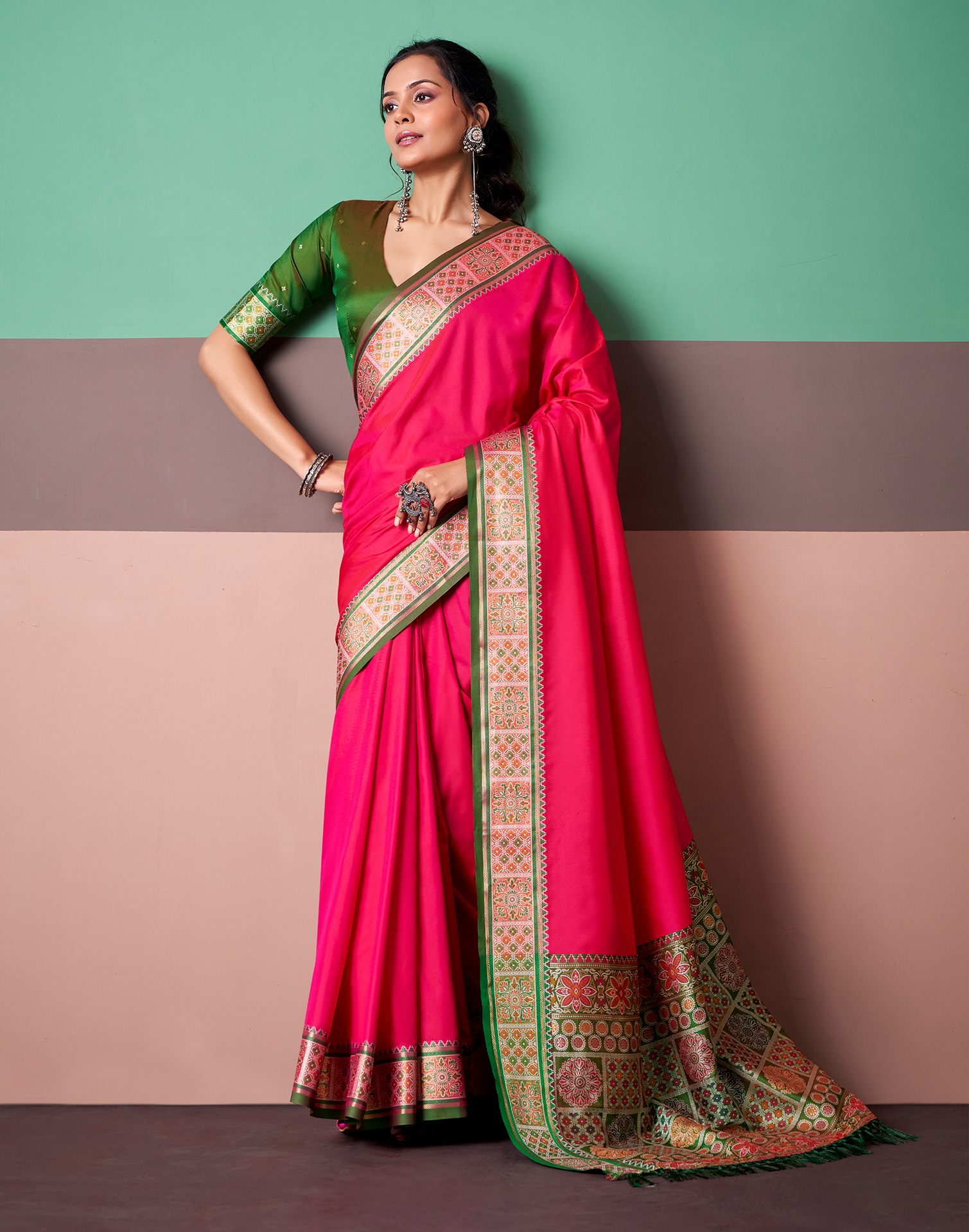 Dark Pink Silk Woven Patola Saree