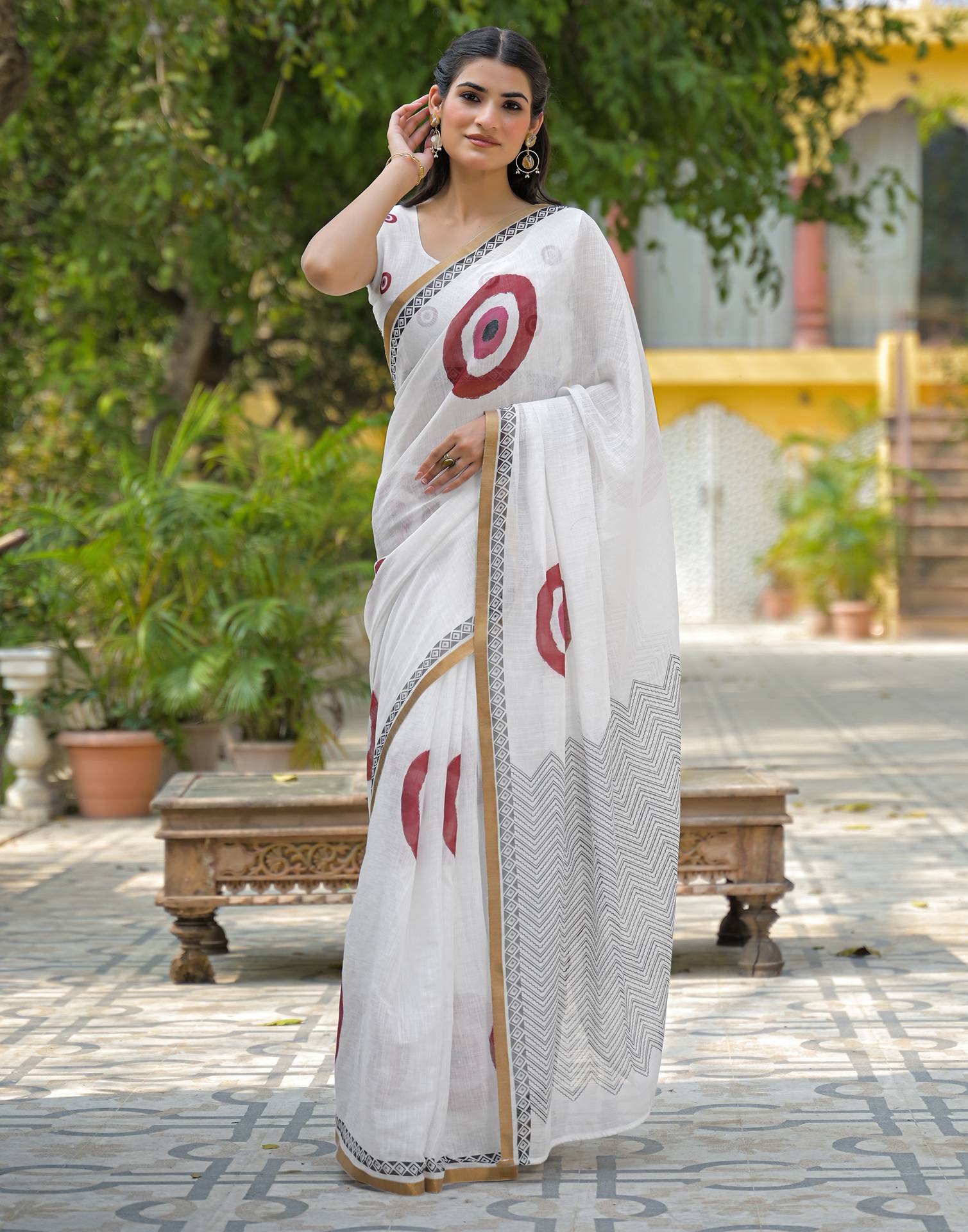 White Linen Printed Saree