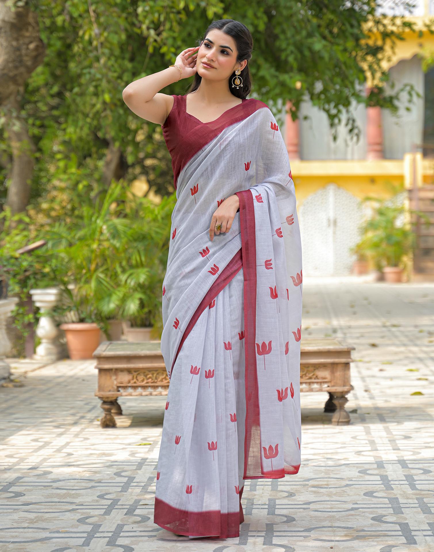 Light Grey Linen Printed Saree