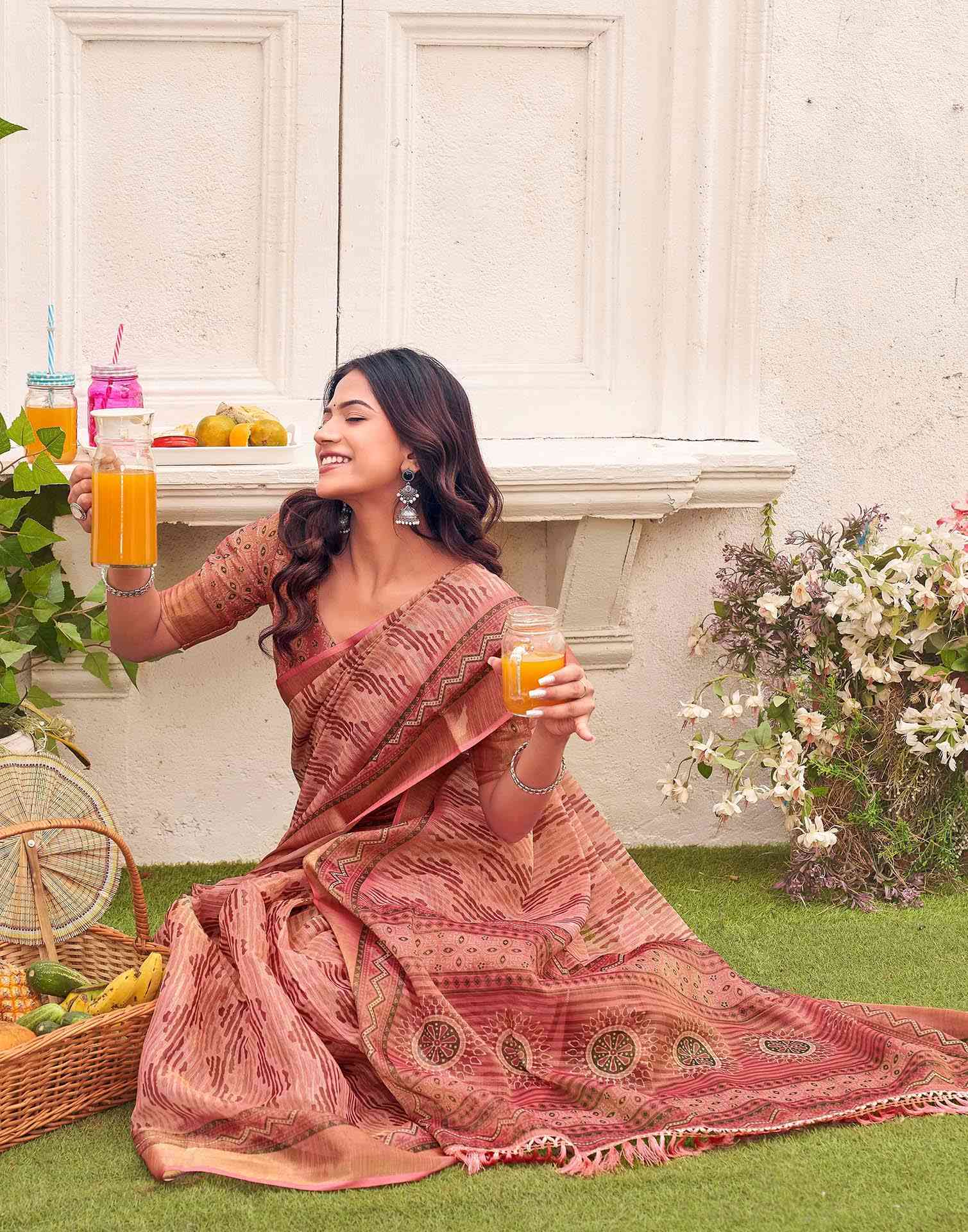 Dusty Rose Pink Shimmer Silk Printed Saree