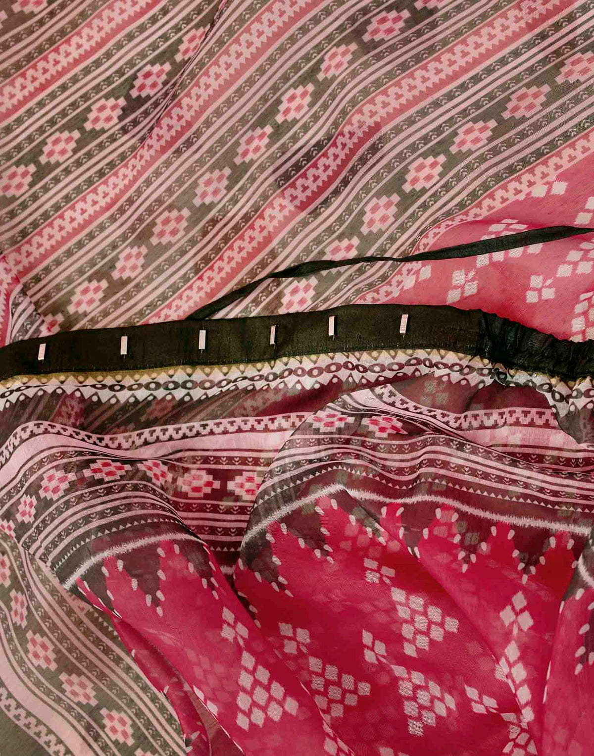 Ready To Wear Rani Pink Linen Sambalpuri Printed Saree