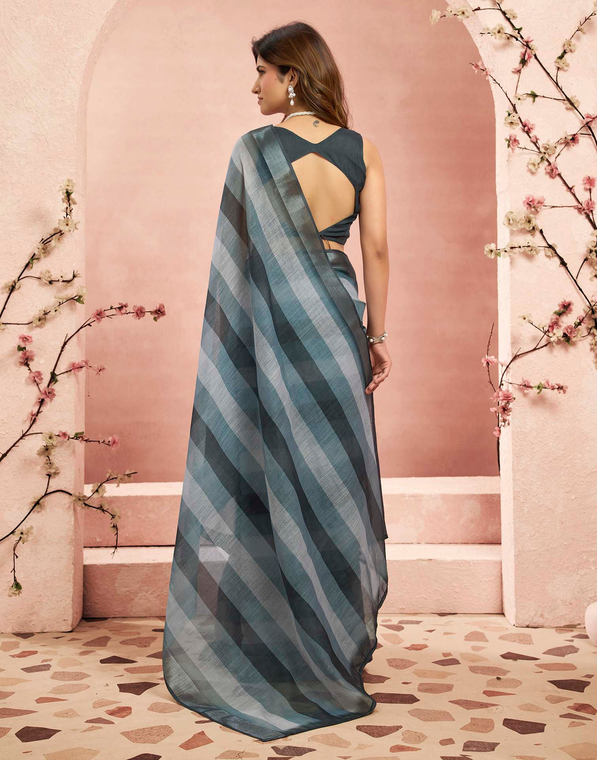 Ready To Wear Grey Linen Printed Saree