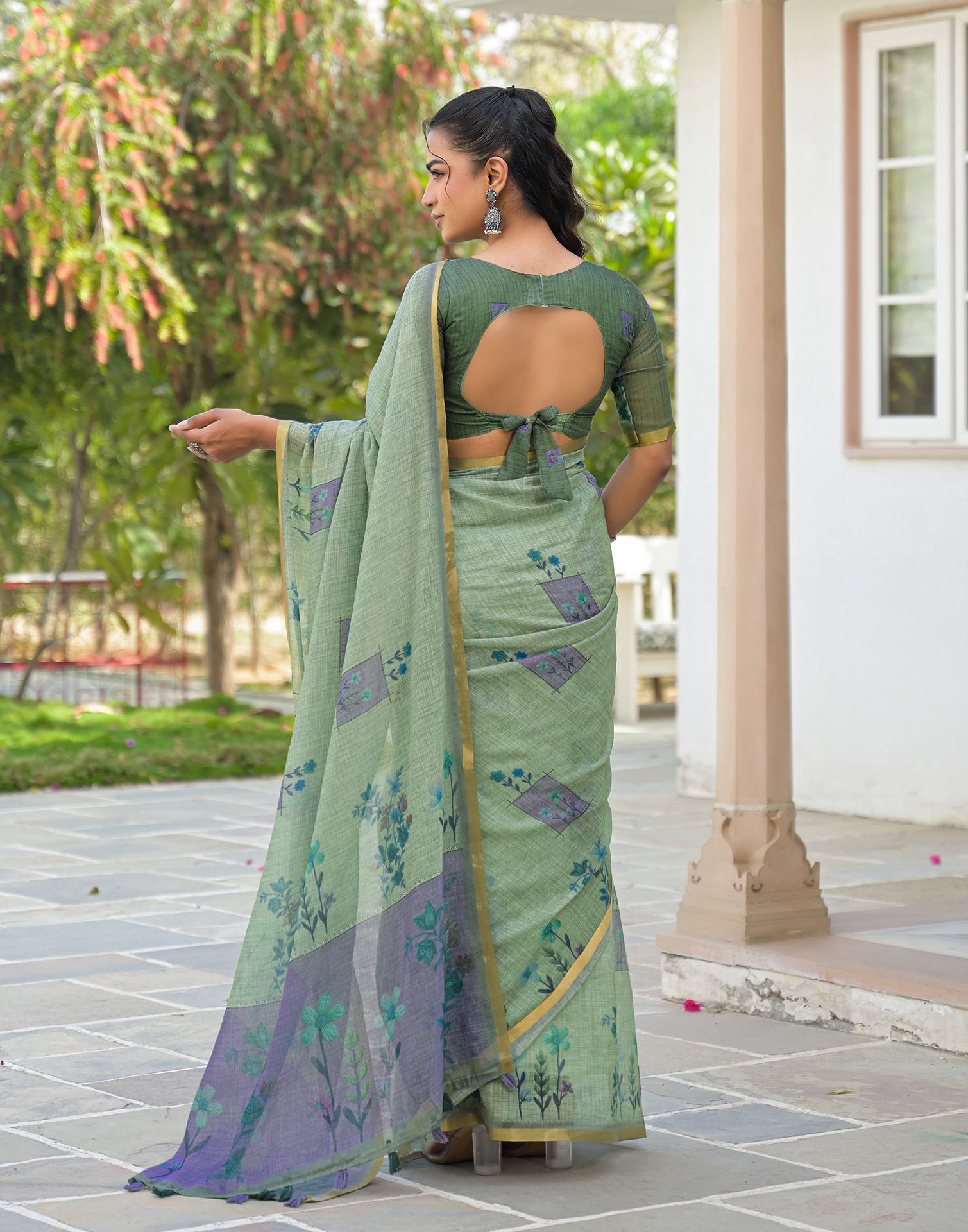 Dusty Green Linen Floral Printed Saree