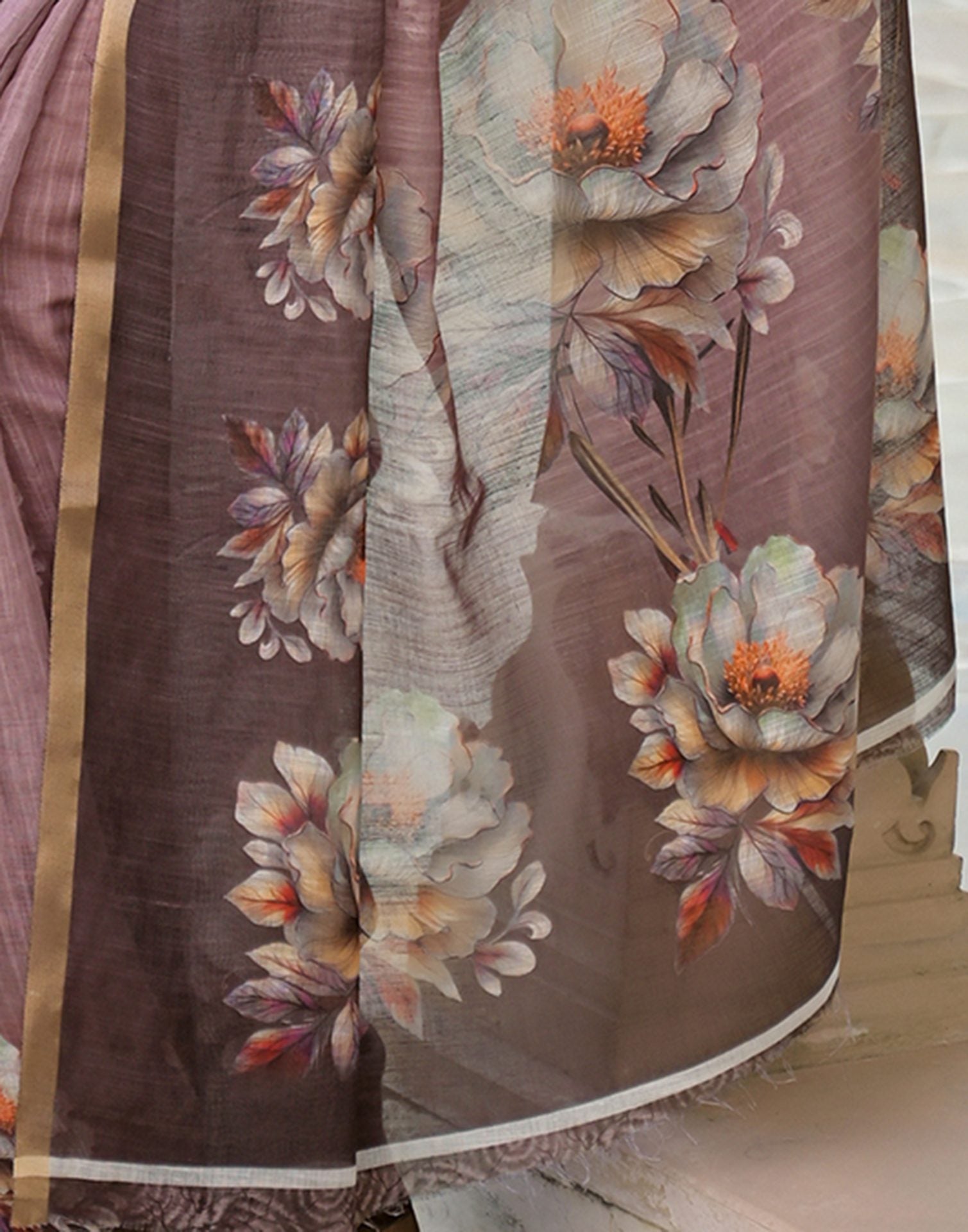 Mauve Linen Floral Printed Saree