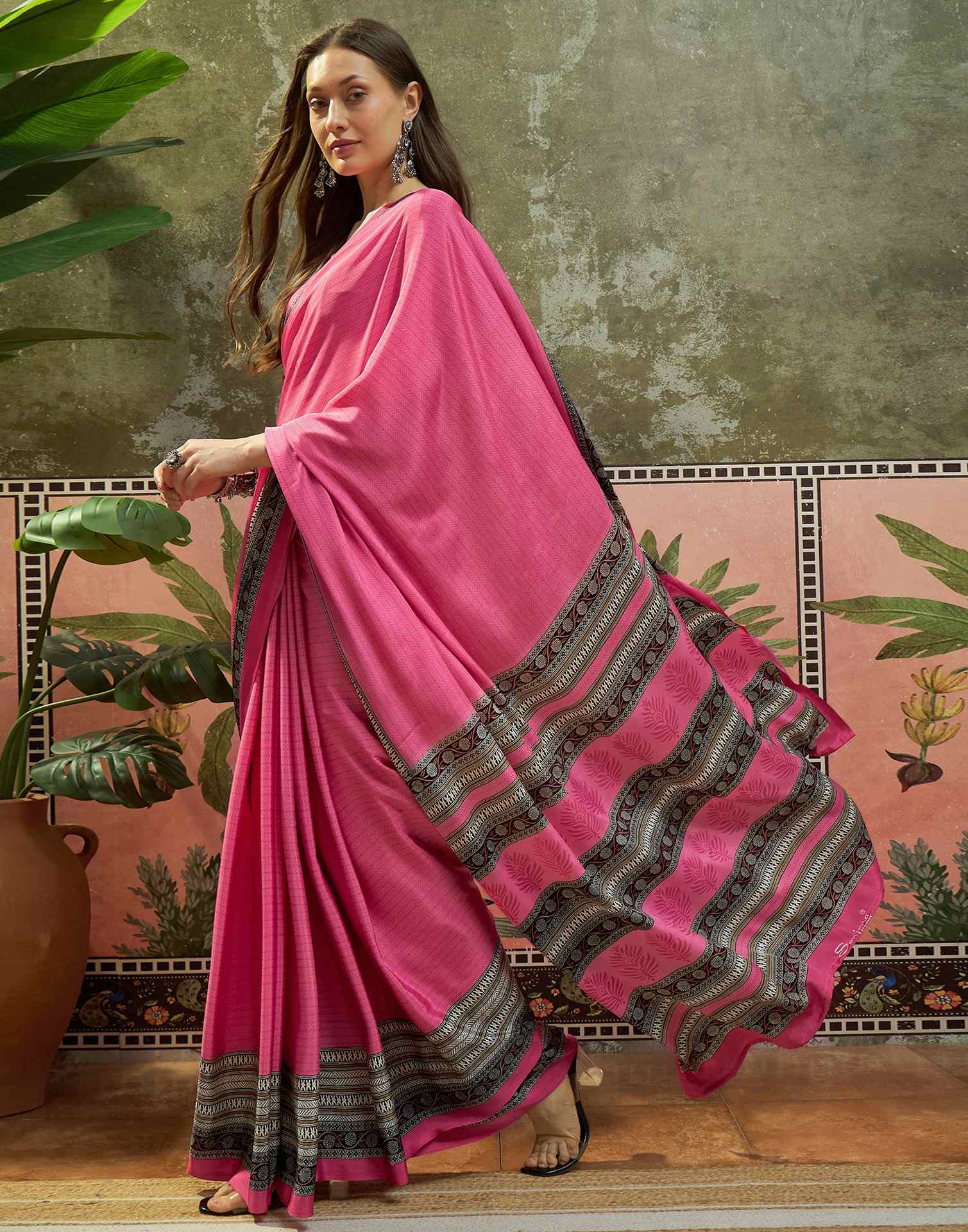 Pink Crepe Silk Printed Saree