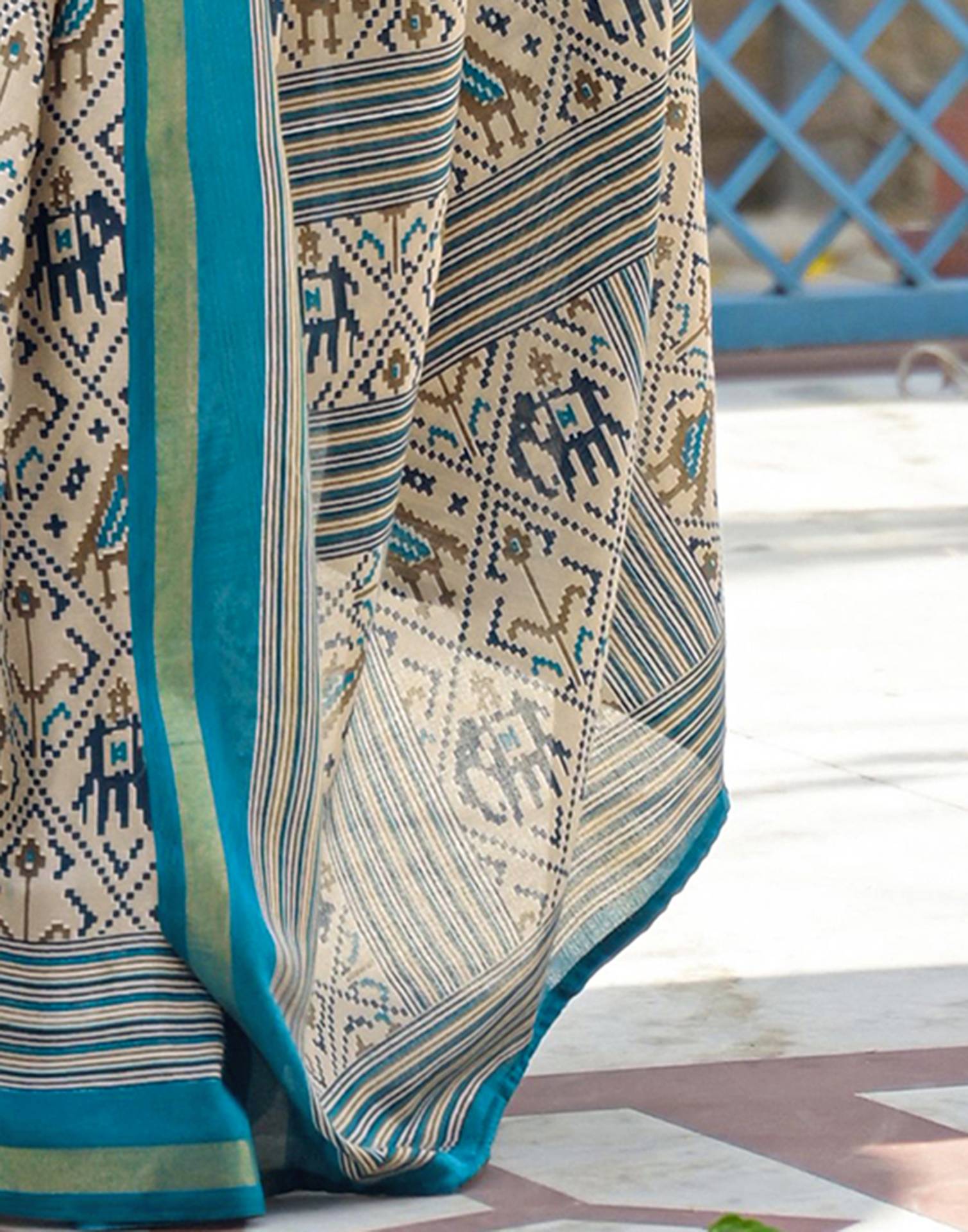 Dusty Beige Silk Ikkat Printed Saree