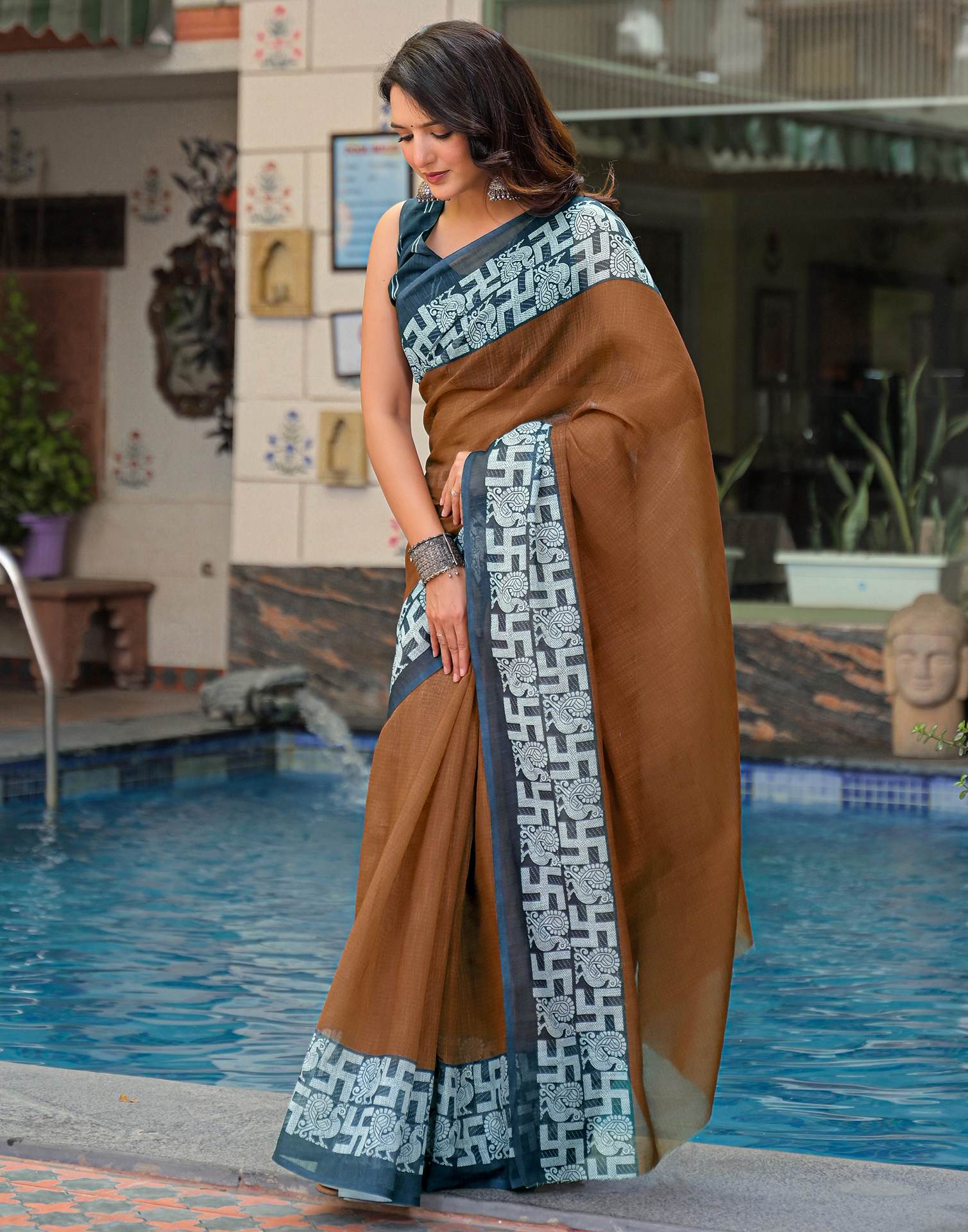 Brown Linen Printed Saree