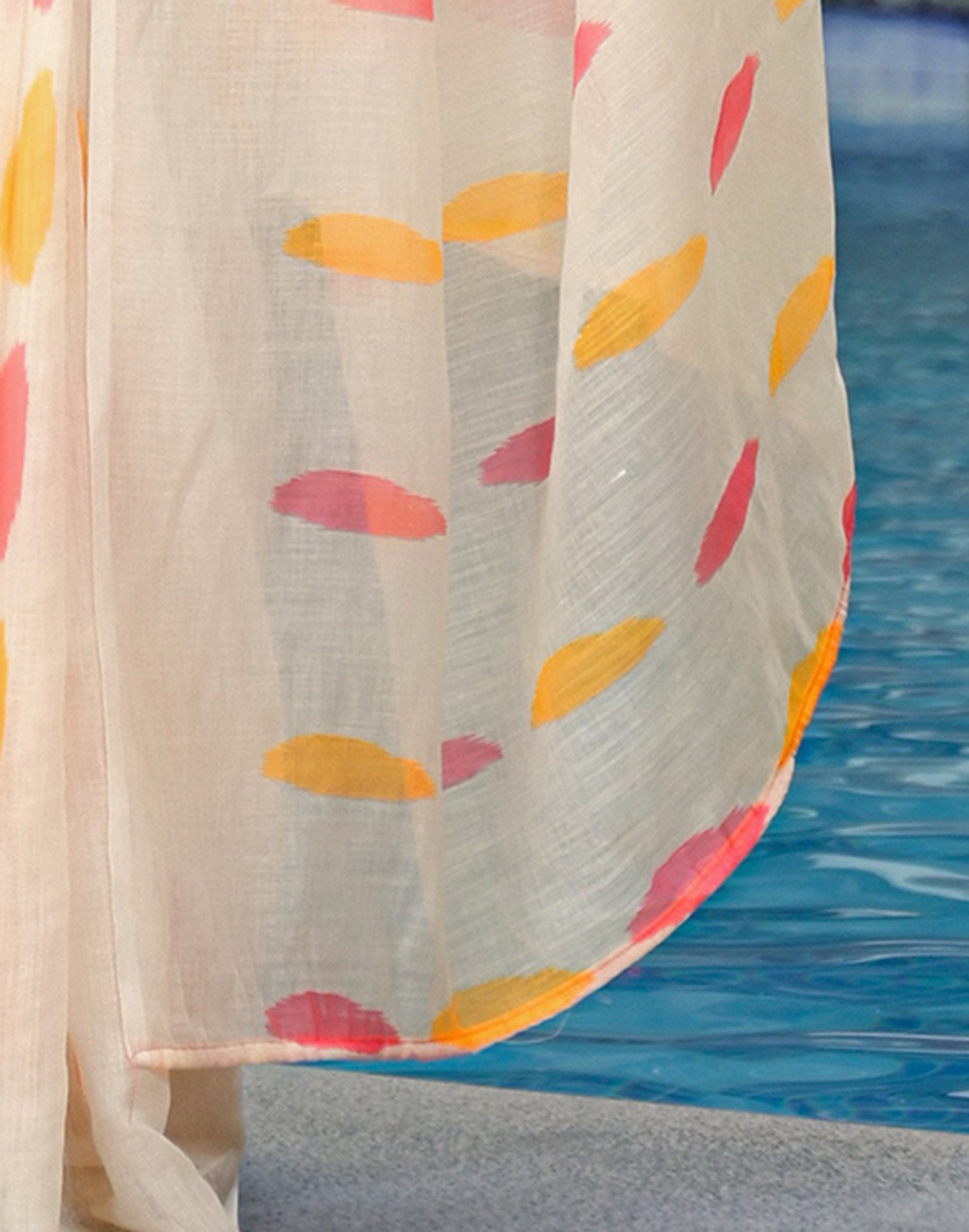 Cream Linen Printed Saree