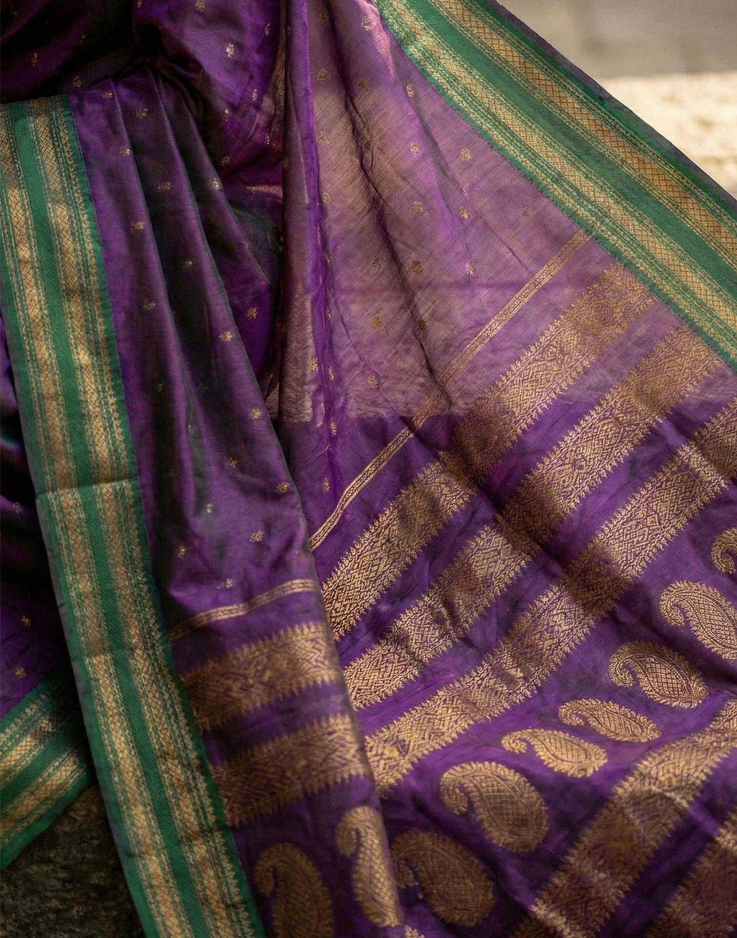 Dark Purple Silk Woven Kanjivaram Saree