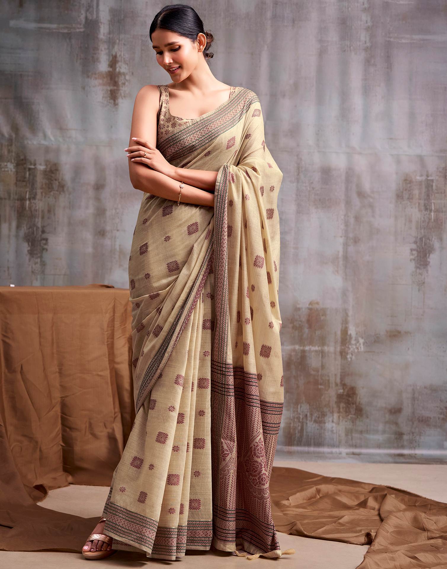 Beige Cotton Woven Saree