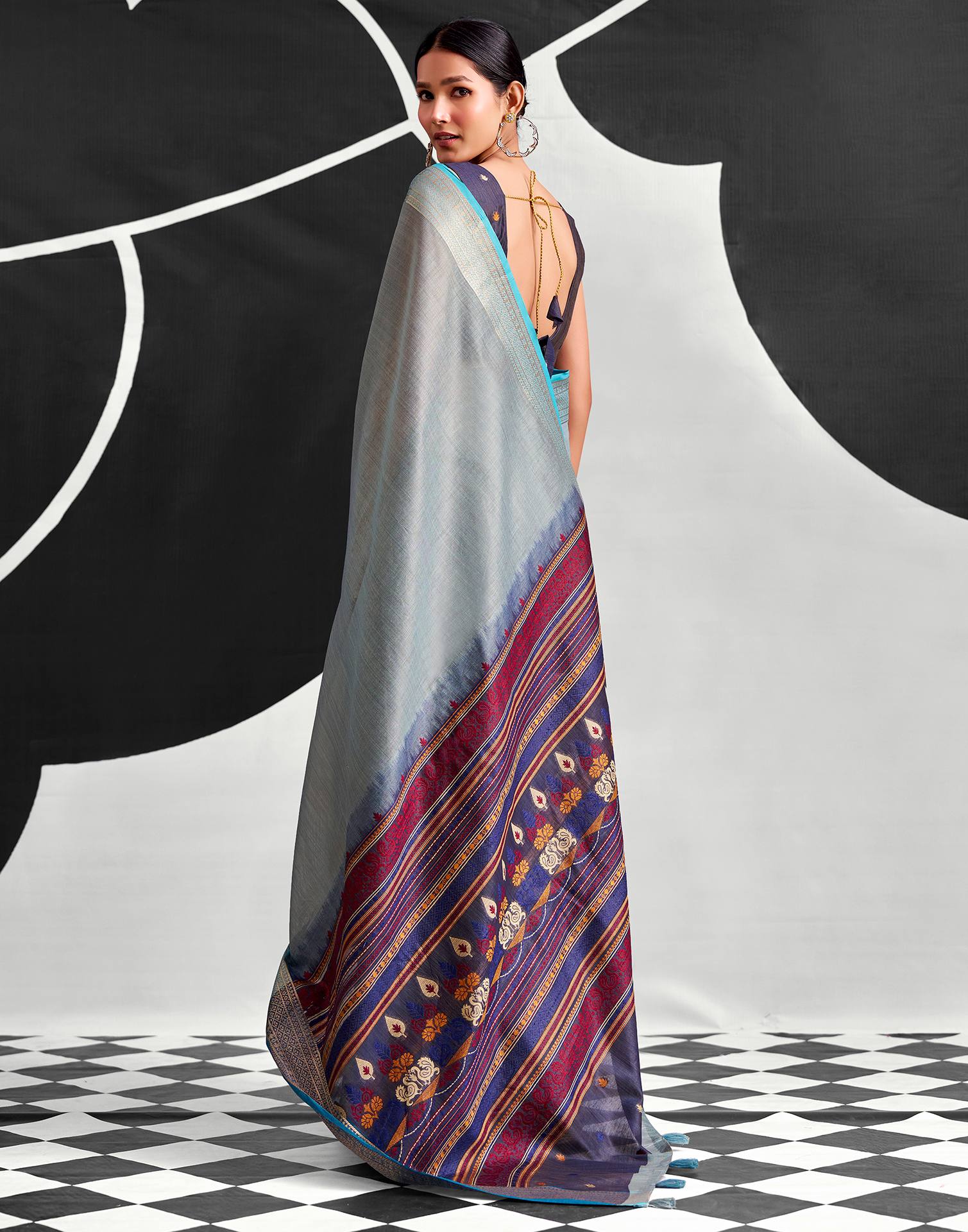 Grey Cotton Silk Woven Saree