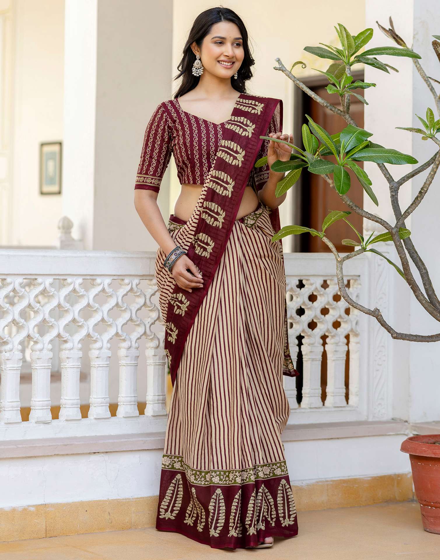Beige Cotton Printed Saree