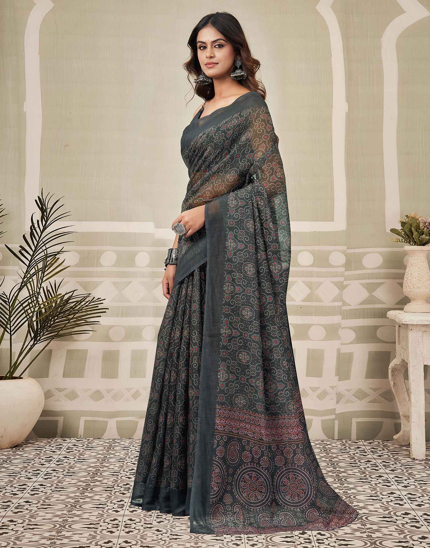 Black Linen Bandhani Printed Saree