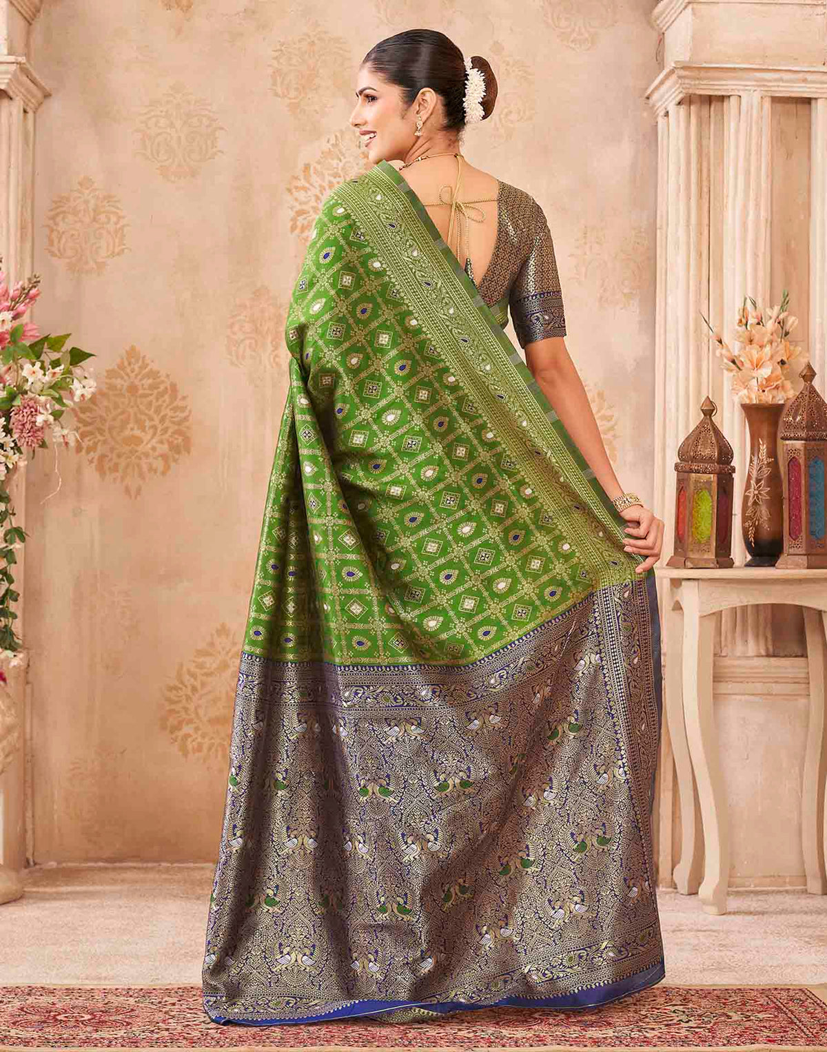 Mehandi Green Silk Woven Banarasi Saree
