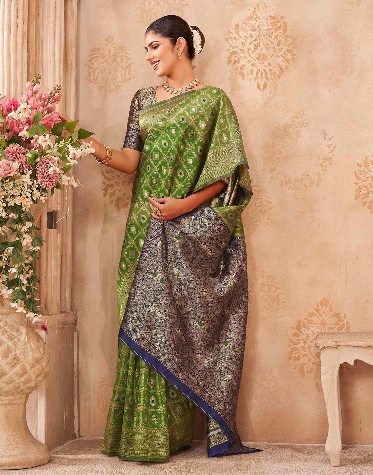 Mehandi Green Silk Woven Banarasi Saree