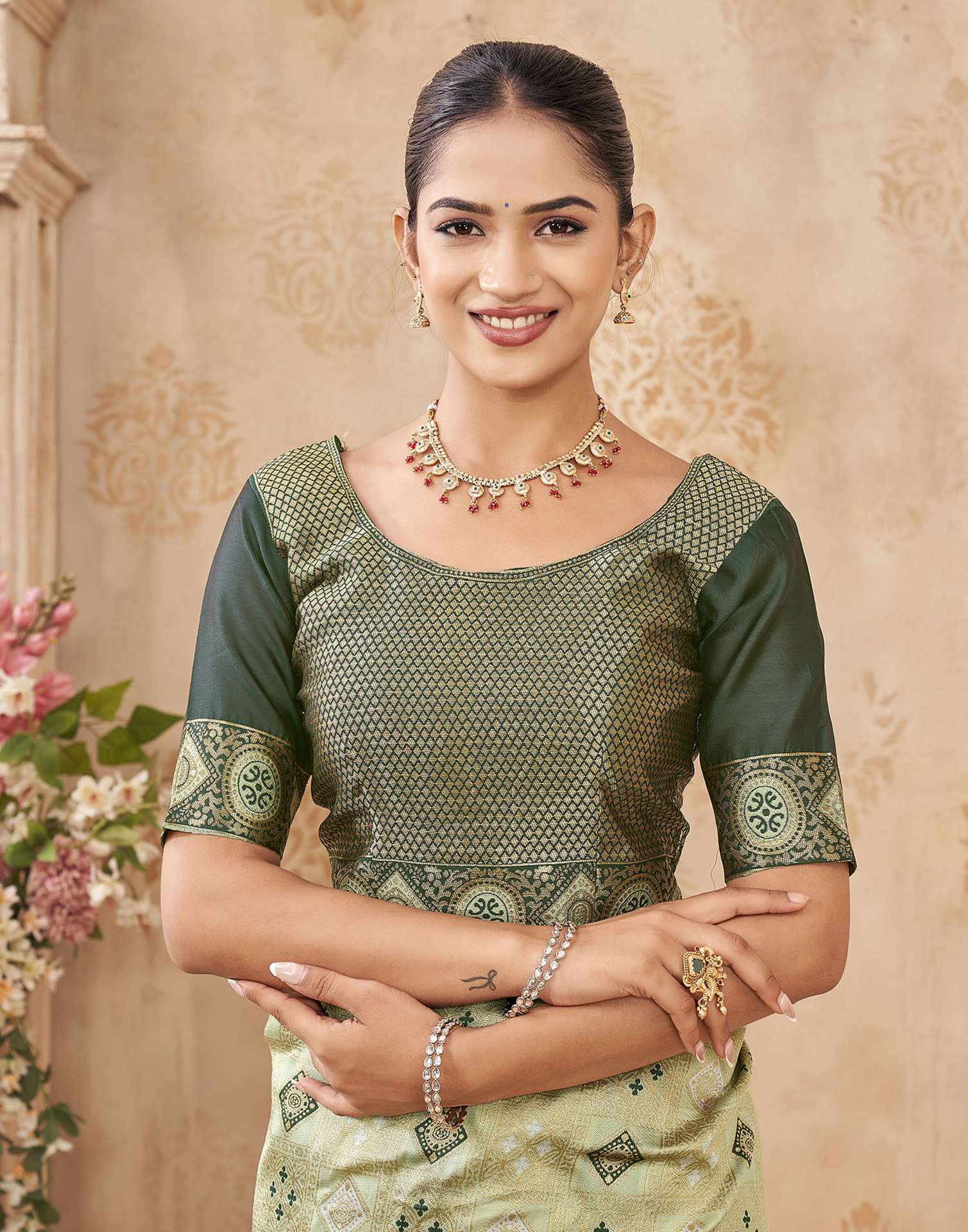 Mehandi Green Silk Woven Patola Saree