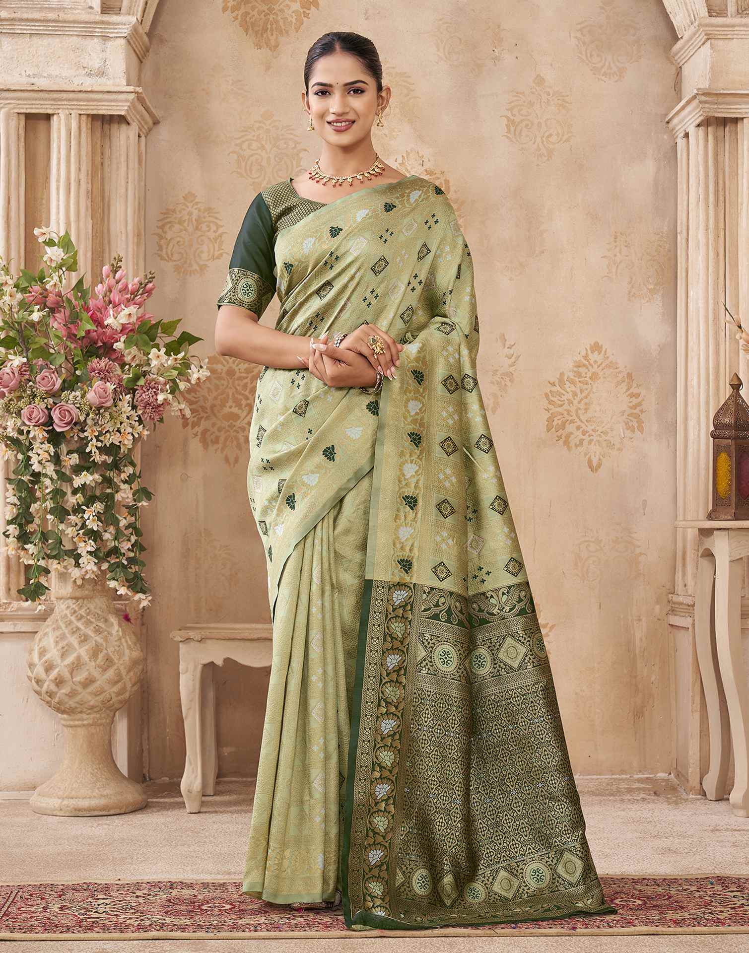 Mehandi Green Silk Woven Patola Saree