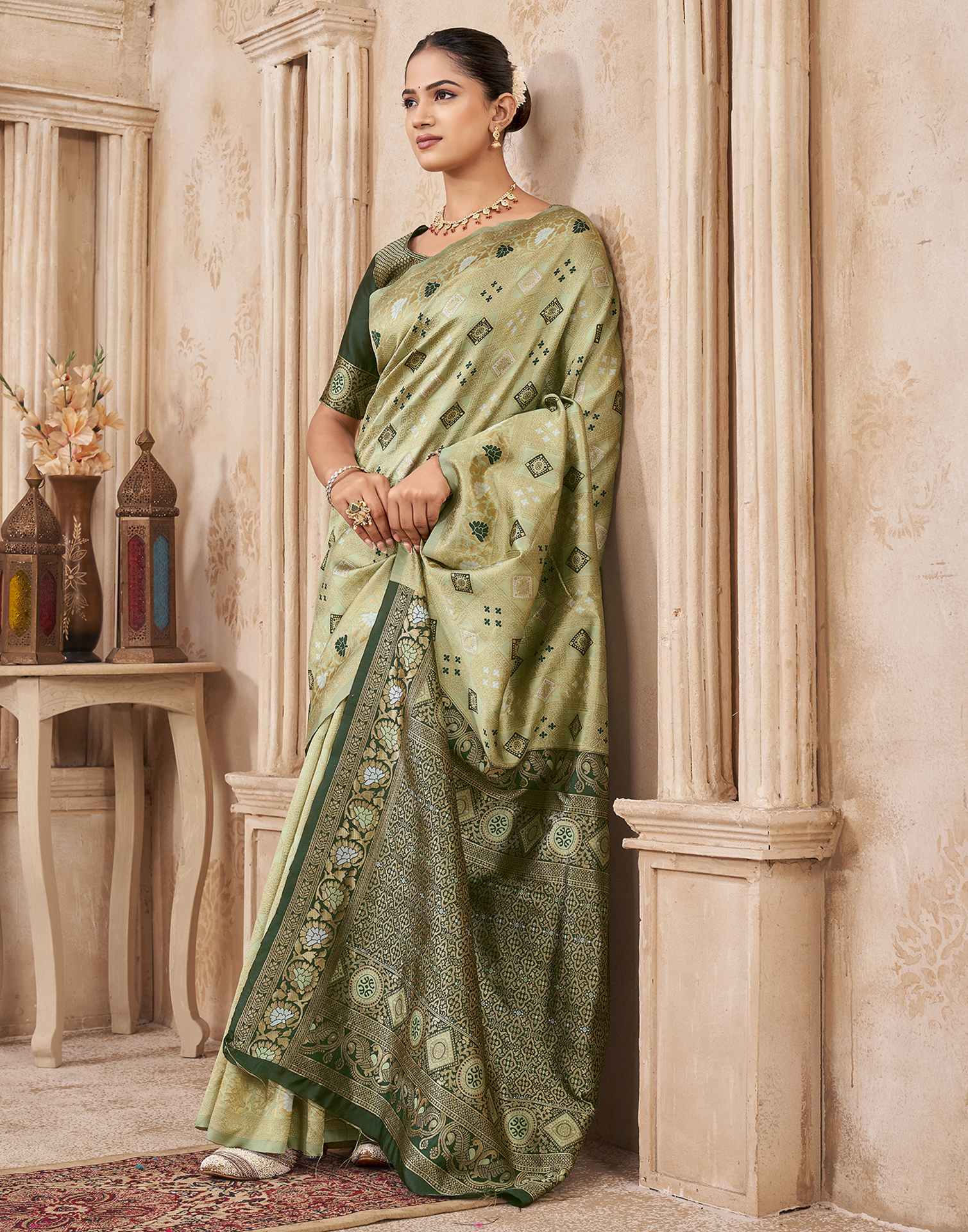 Mehandi Green Silk Woven Patola Saree
