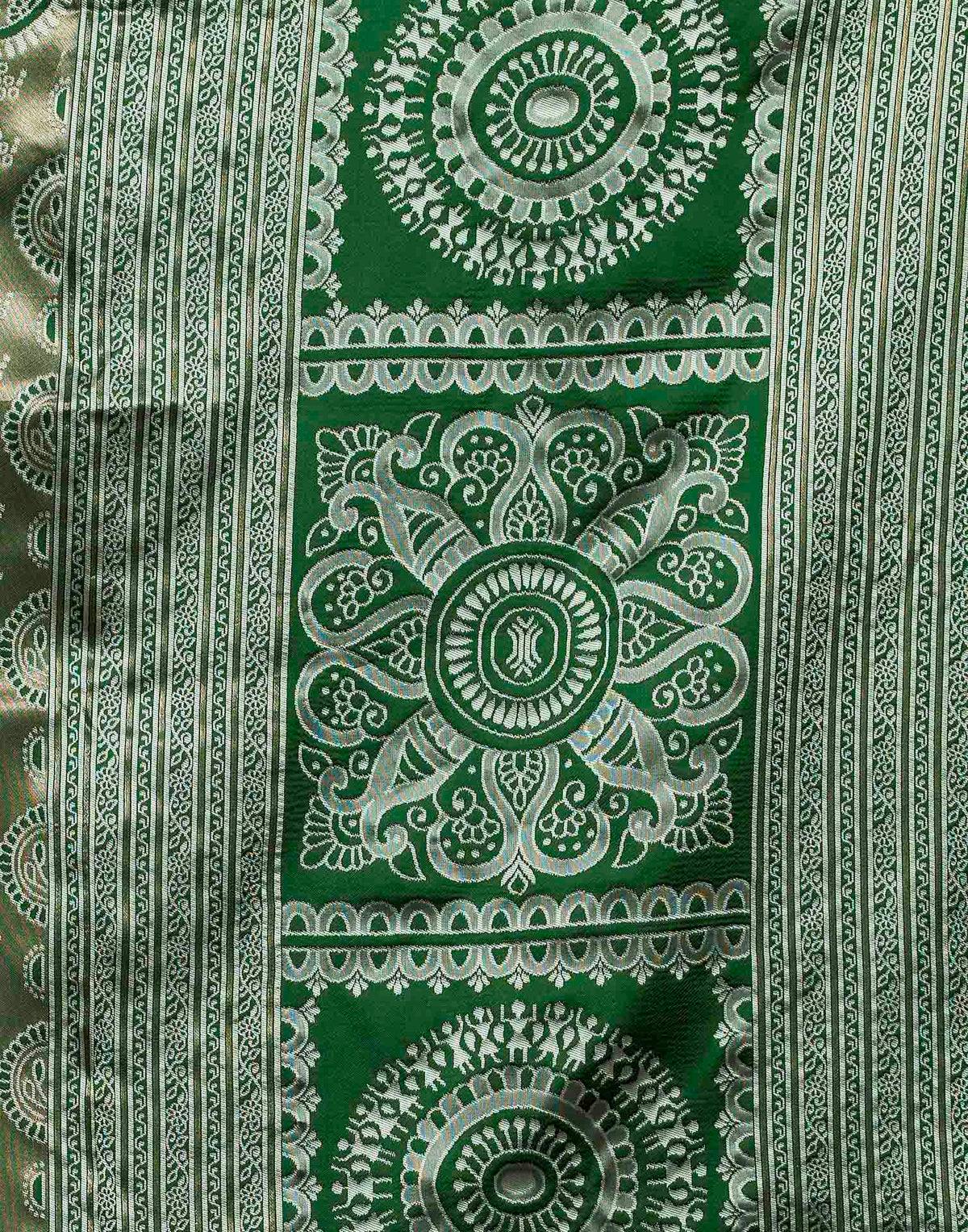 Green Silk Woven Woven Saree