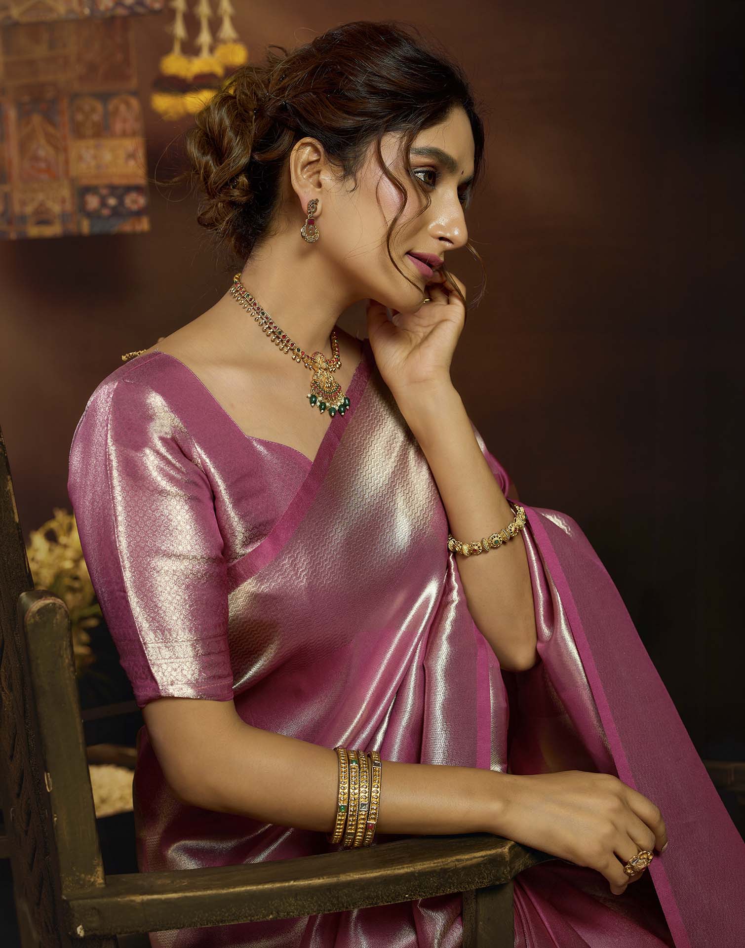 Glossy Pink Shimmer Silk Woven Banarasi Saree