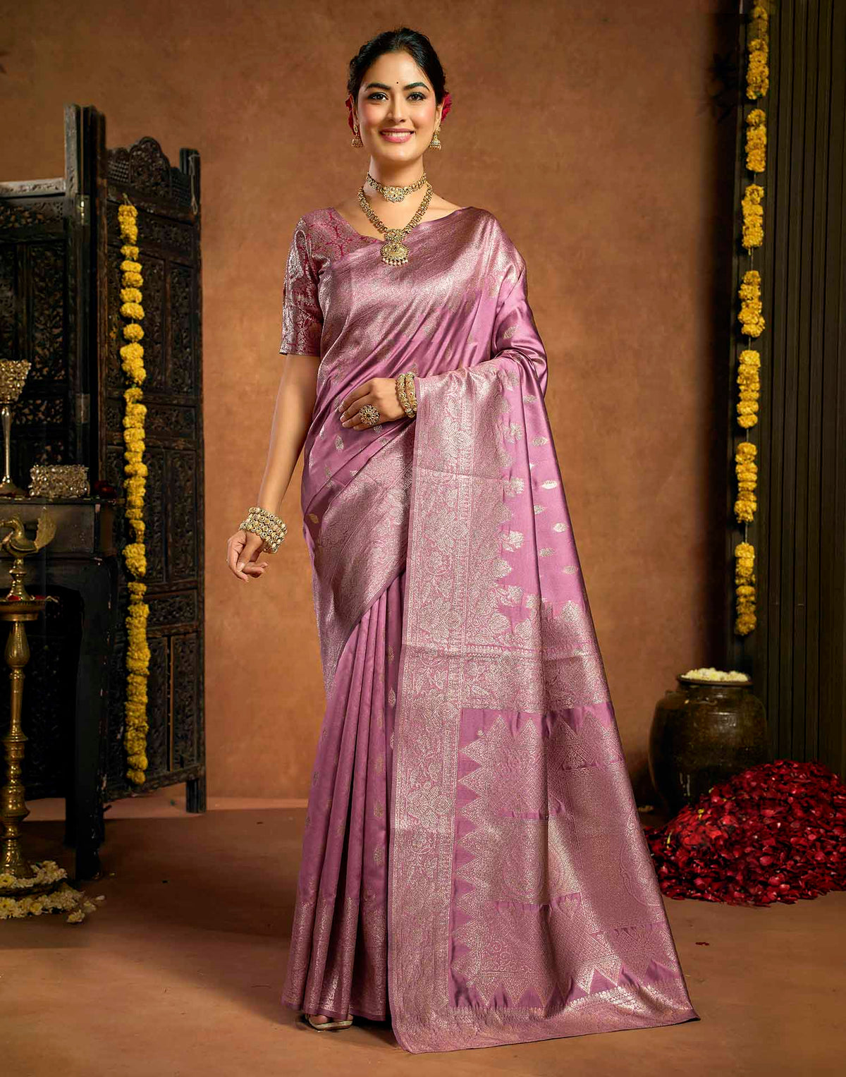 Mauve Pink Silk Woven Banarasi Saree