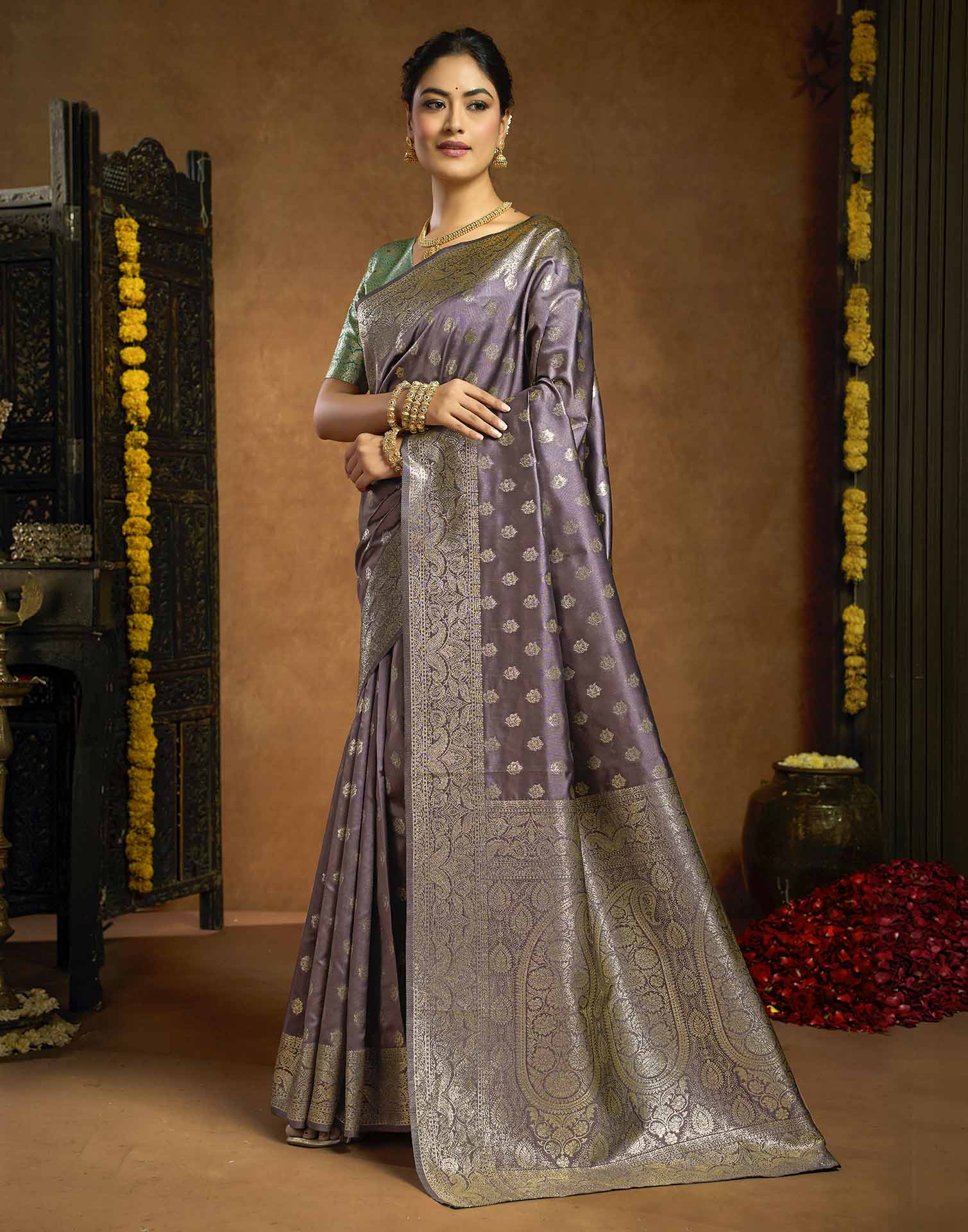 Greyish Purple Silk Woven Banarasi Saree
