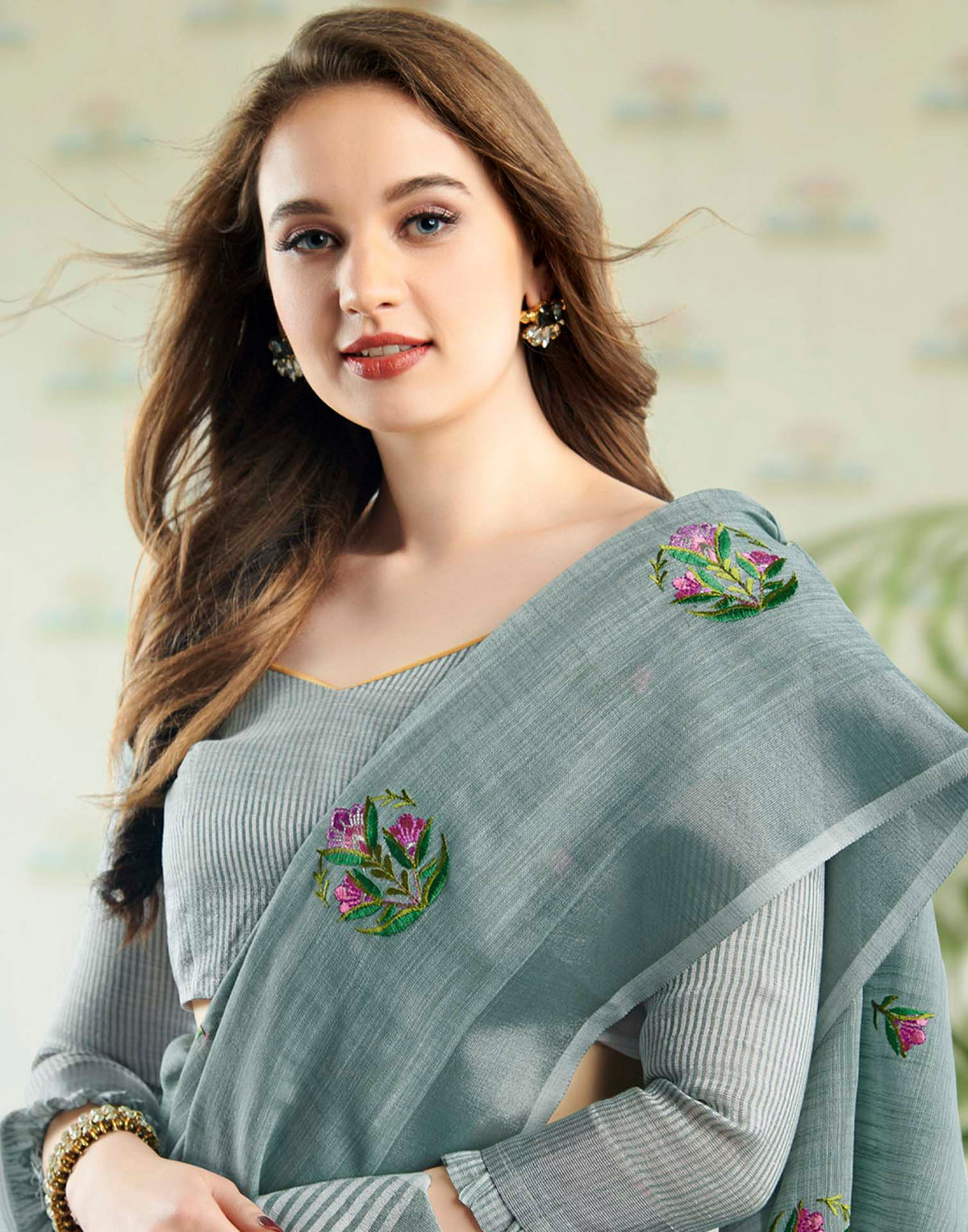 Grey Linen Woven Floral Printed Saree