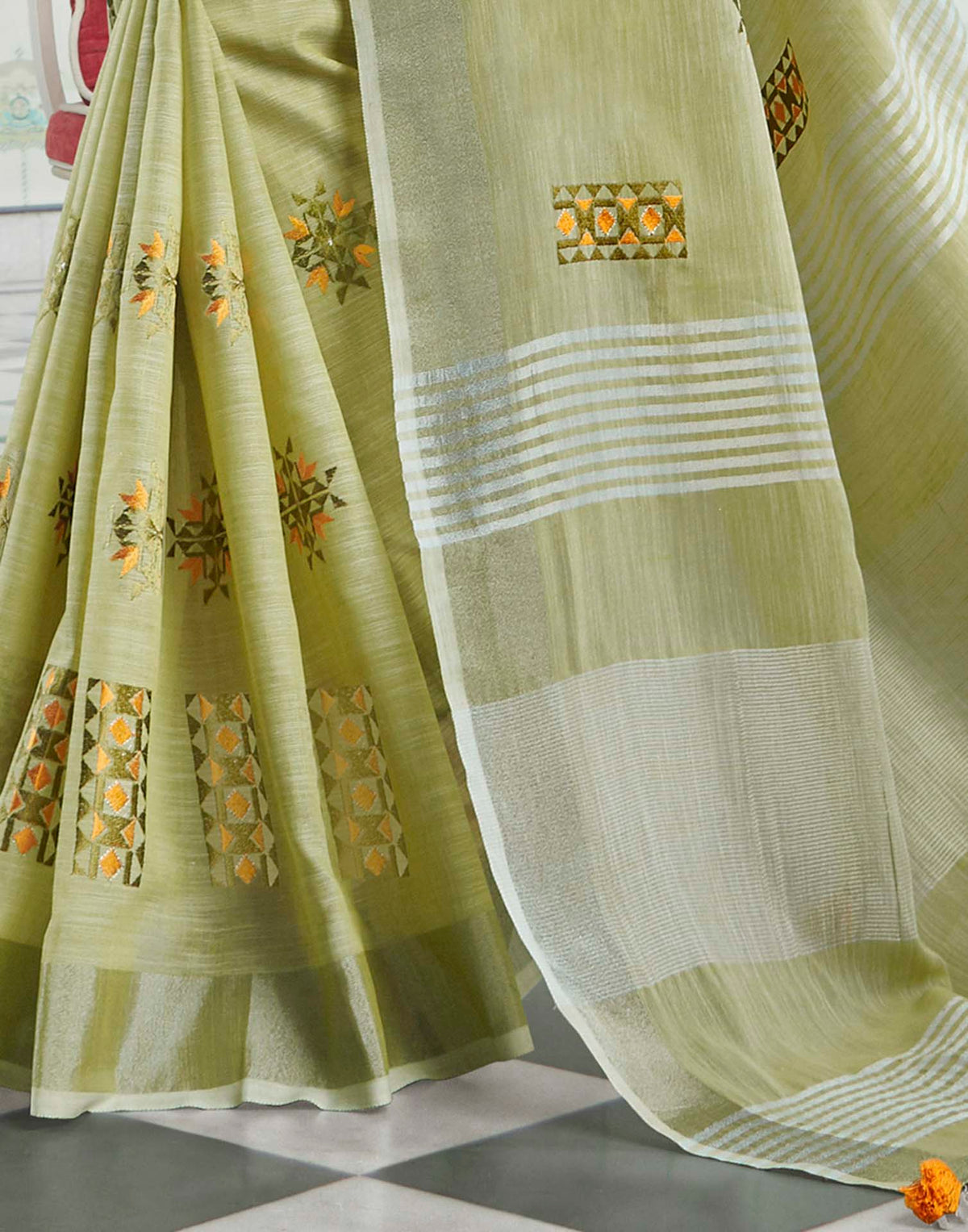 Light Green Linen Woven Floral Printed Saree