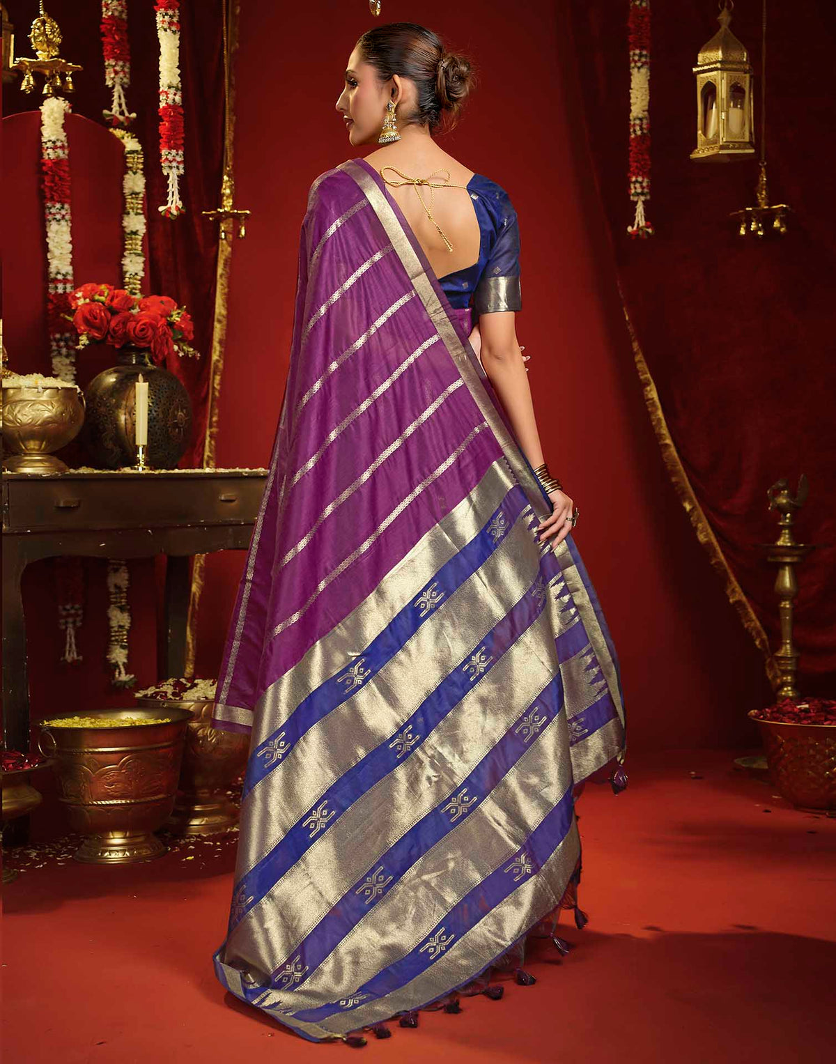 Purple Cotton Woven Printed Saree