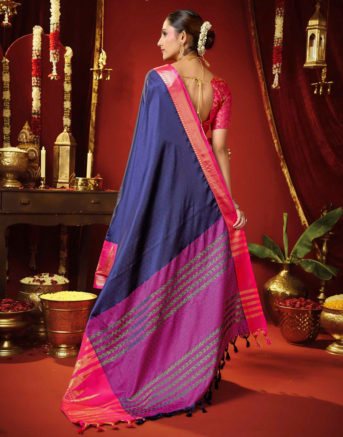 Navy Blue Silk Woven Kanjivaram Saree
