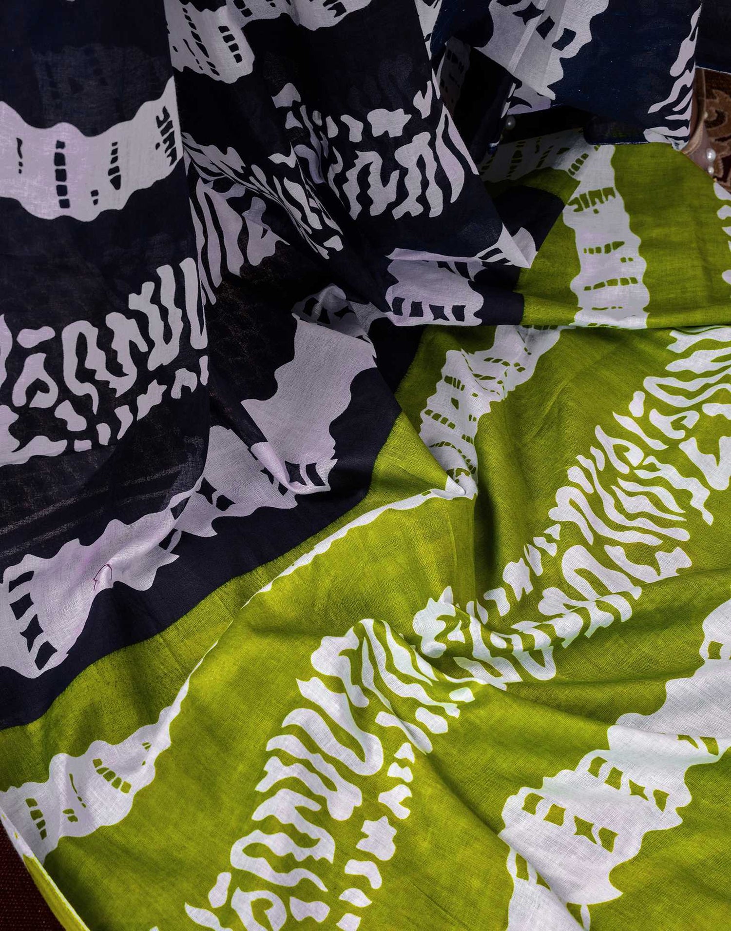 Ready To Wear Navy Blue Cotton Printed Saree With Pocket