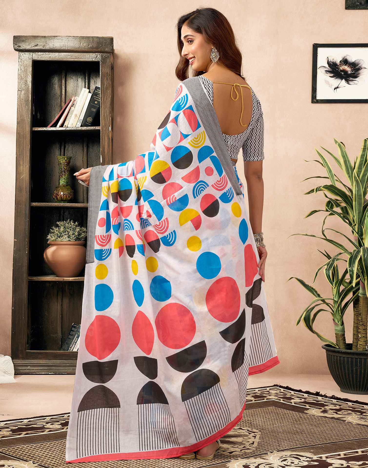 Ready To Wear White Cotton Printed Saree With Pocket