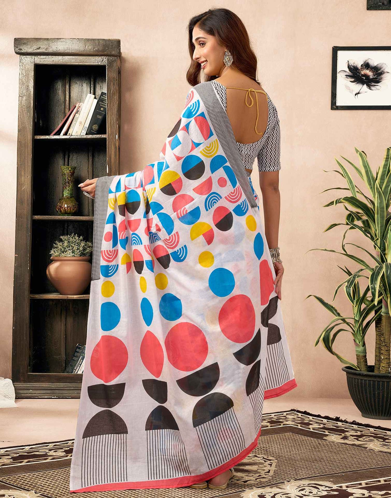 Ready To Wear White Cotton Printed Saree With Pocket