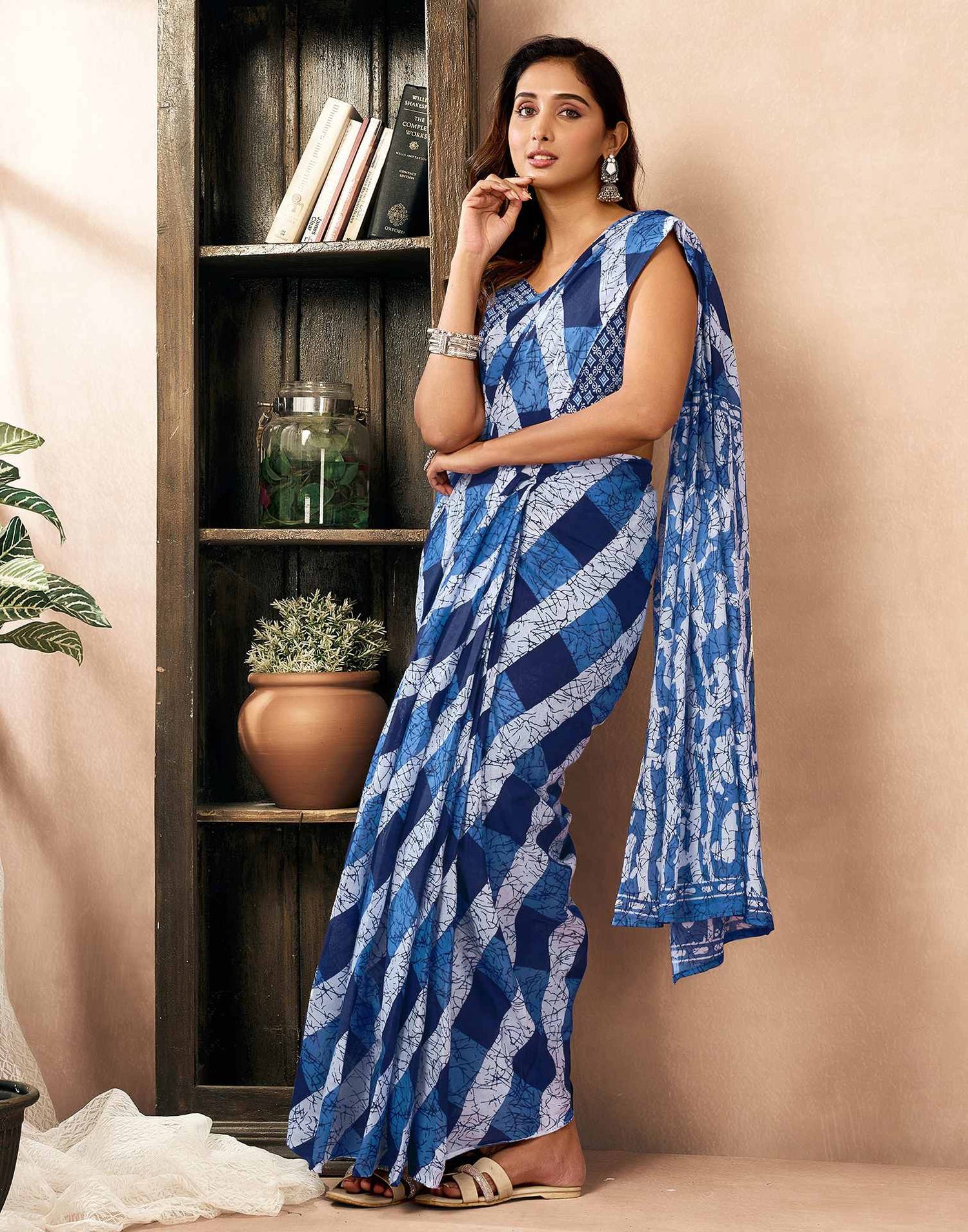 Ready To Wear Blue Cotton Printed Saree With Pocket
