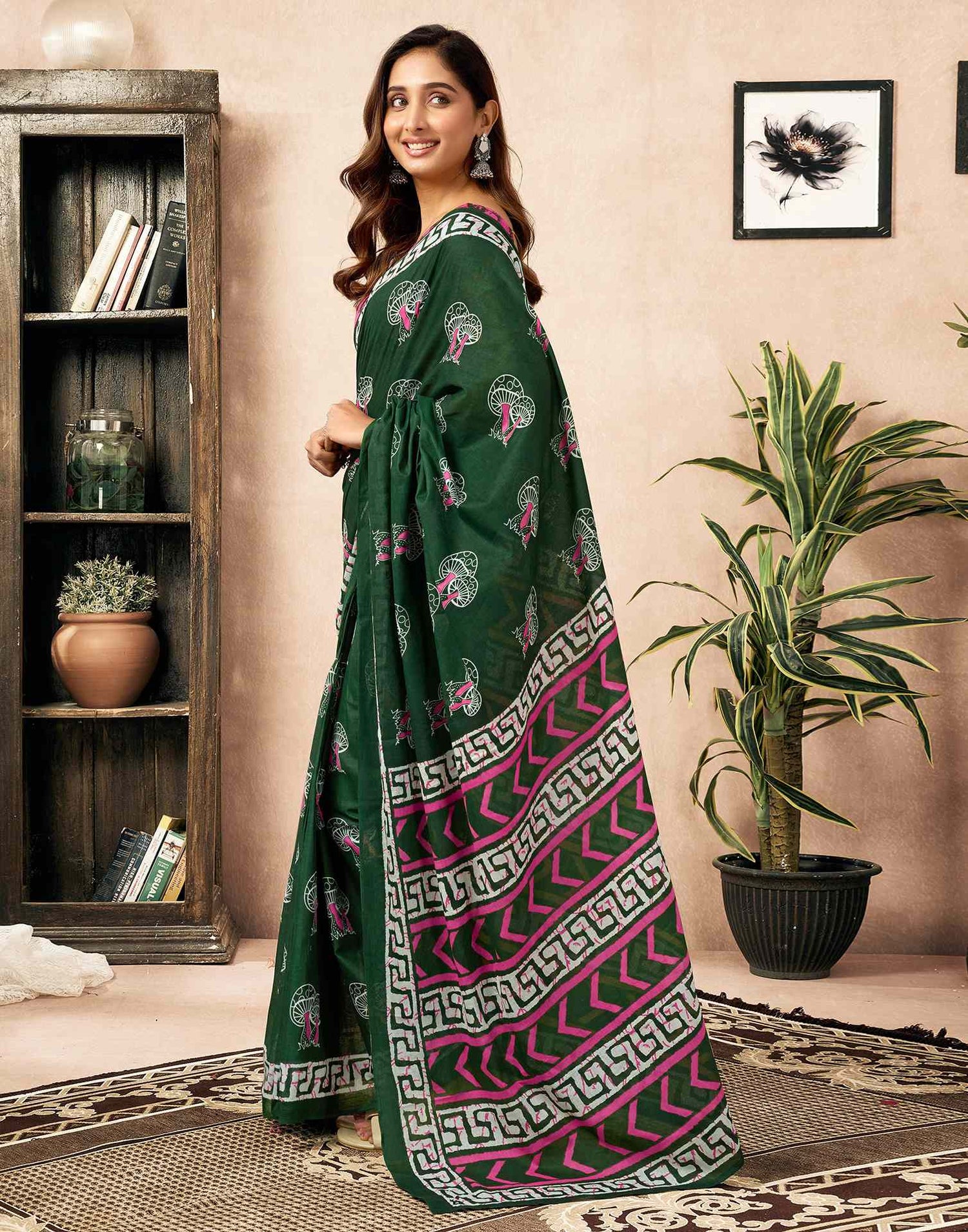 Ready To Wear Green Cotton Printed Saree With Pocket