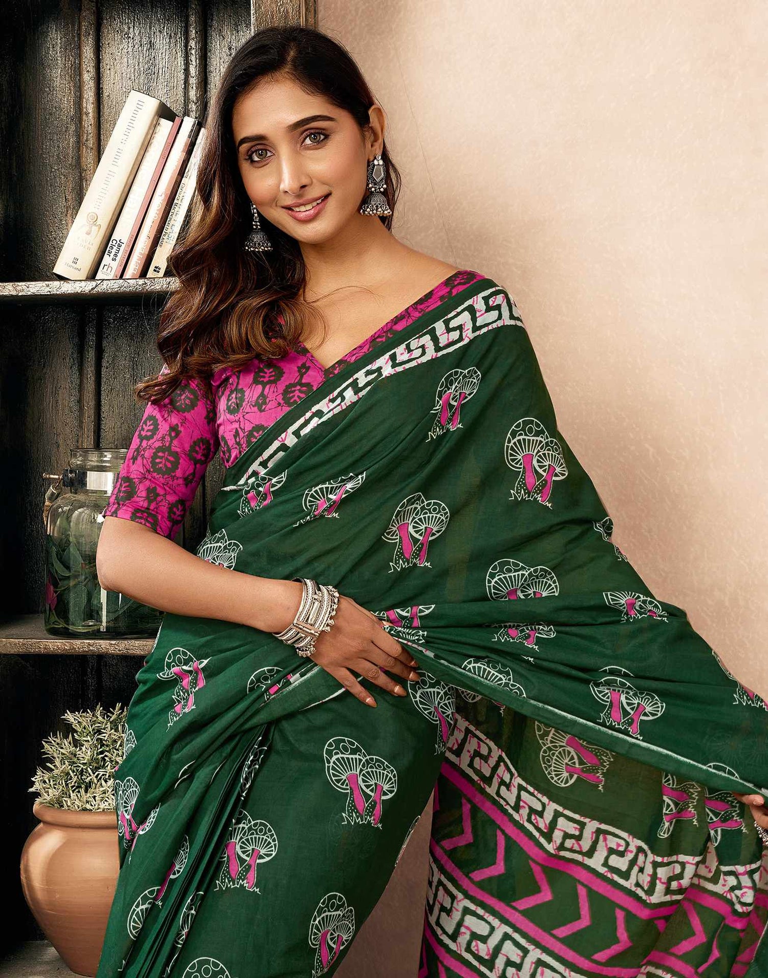 Ready To Wear Green Cotton Printed Saree With Pocket