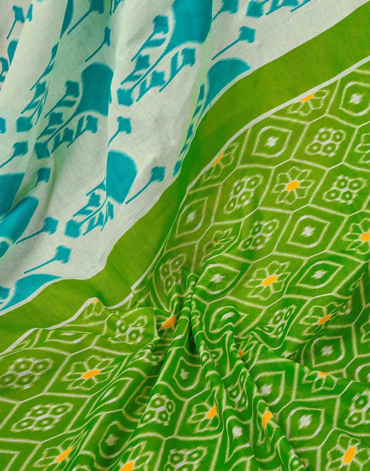 Ready To Wear Off White Cotton Printed Saree With Pocket