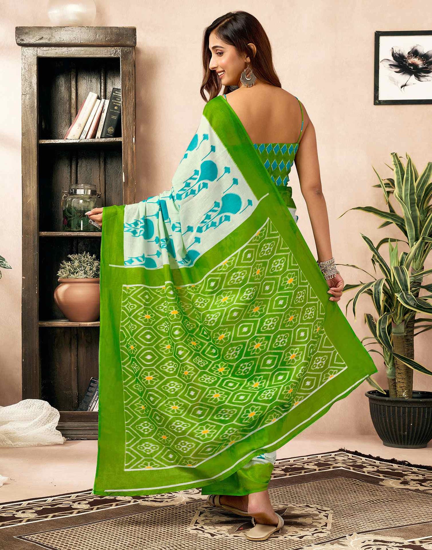 Ready To Wear Off White Cotton Printed Saree With Pocket