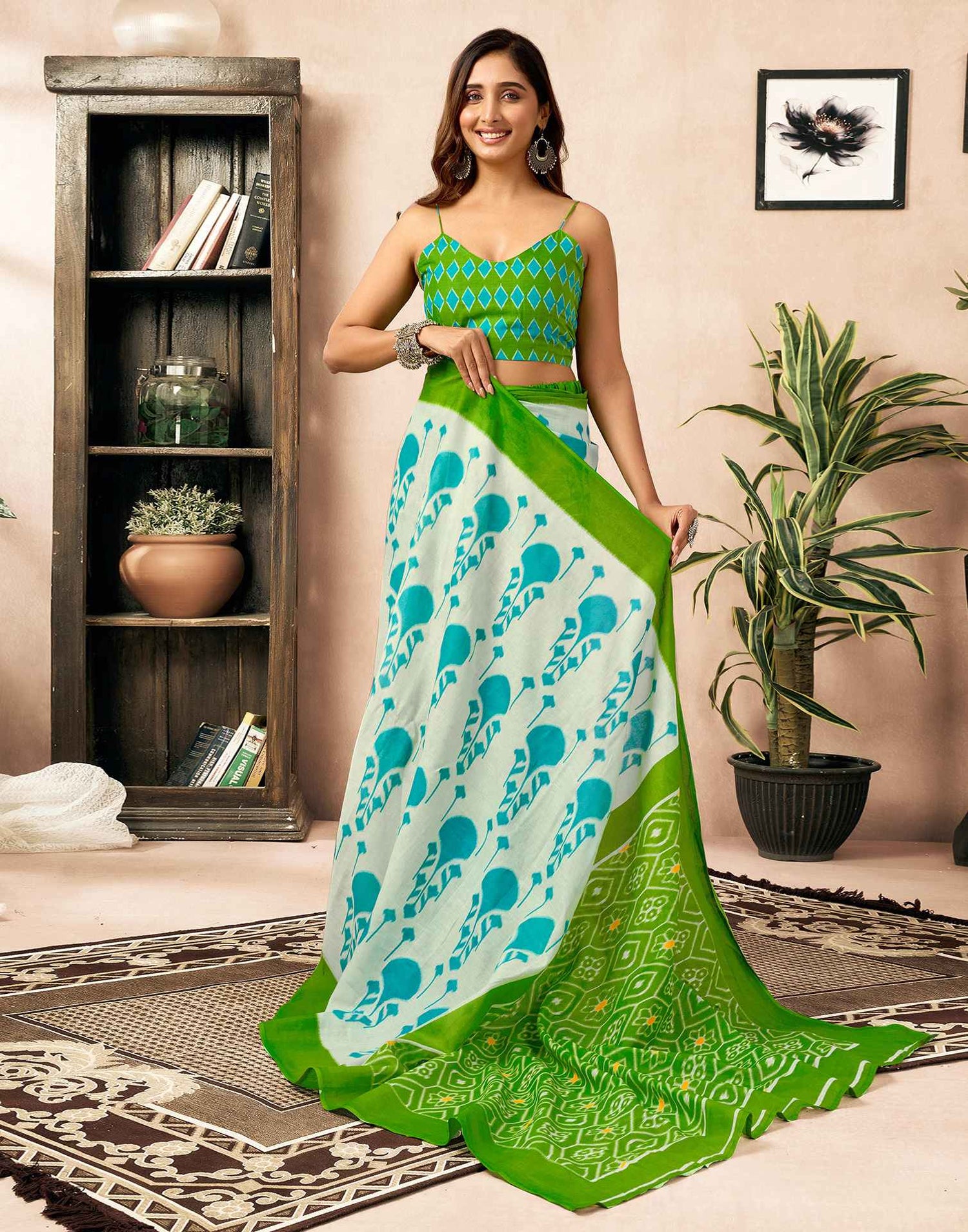 Ready To Wear Off White Cotton Printed Saree With Pocket